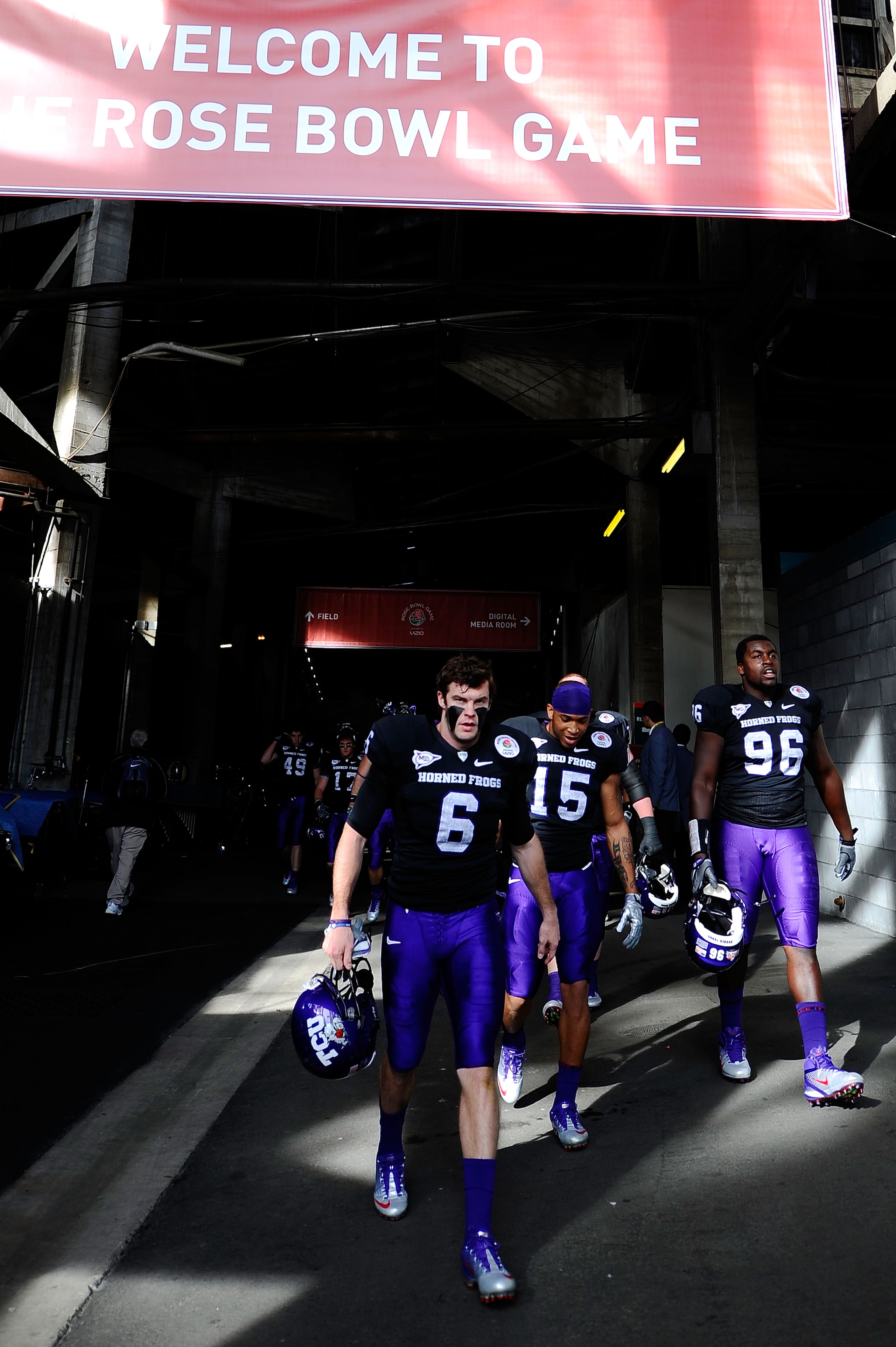 PASADENA, CA - JANUARY 01:  The TCU Horned Frogs take the field against the Wisconsin Badgers  prior to the 97th Rose Bowl game on January 1, 2011 in Pasadena, California.  (Photo by Kevork Djansezian/Getty Images)