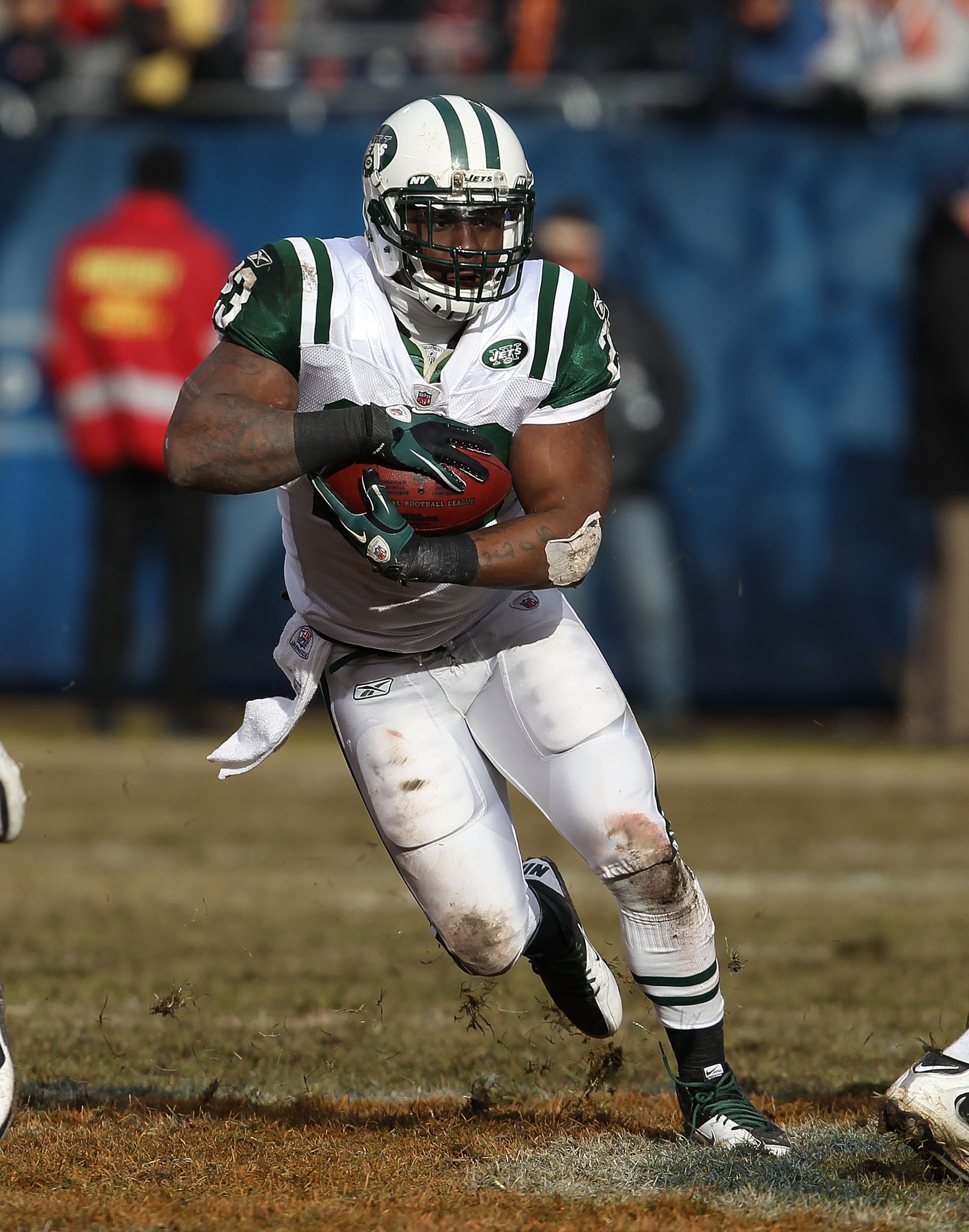 CHICAGO, IL - DECEMBER 26: Shonn Greene #23 of the New York Jets runs against the Chicago Bears at Soldier Field on December 26, 2010 in Chicago, Illinois. The Bears defeated the Jets 38-34. (Photo by Jonathan Daniel/Getty Images)