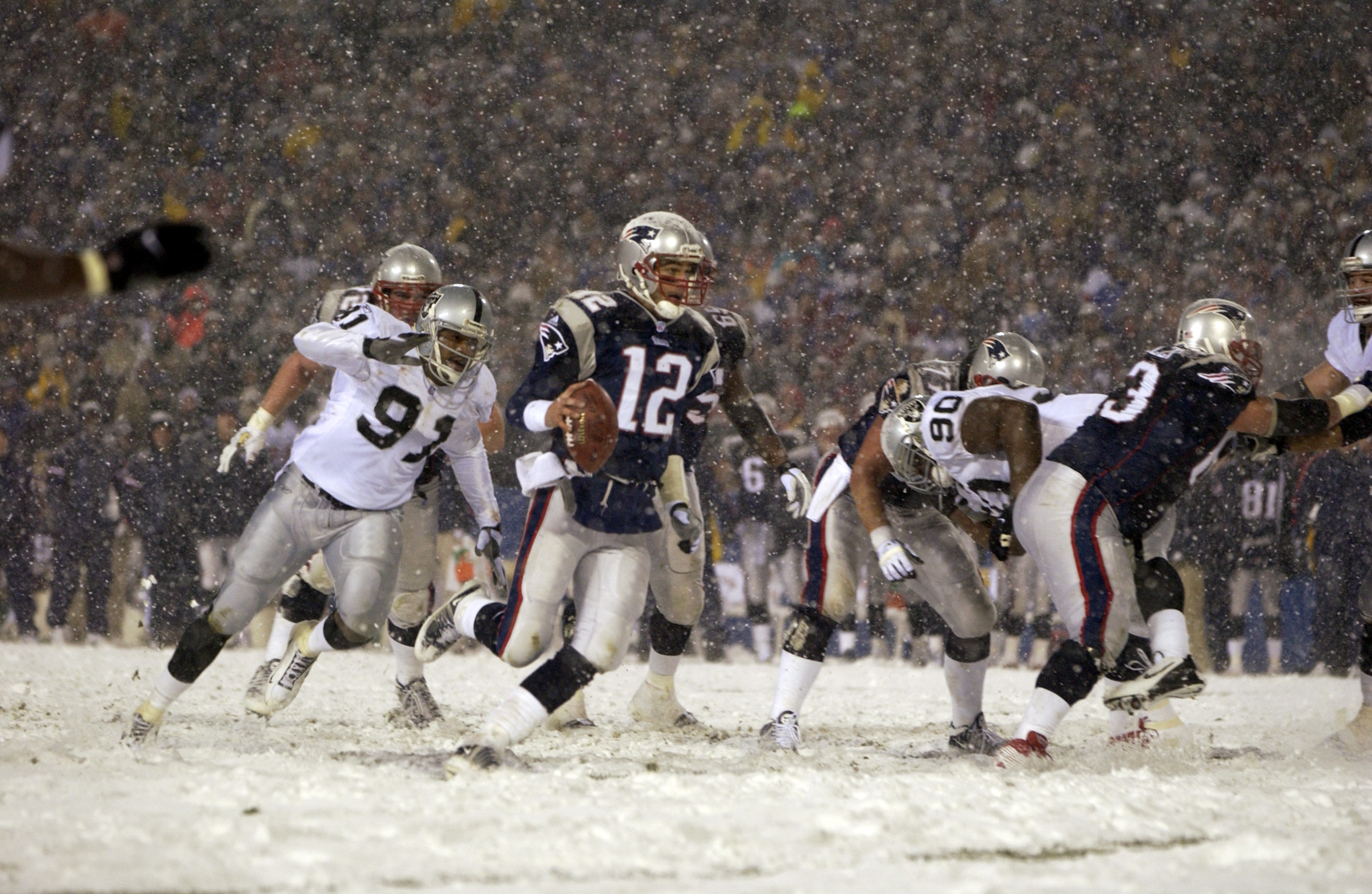 ESPN Stats & Info on X: On this date in 2002, the Patriots beat the Raiders  in a snowy AFC divisional round game as Adam Vinatieri kicks the game-winning  field goal. Tom