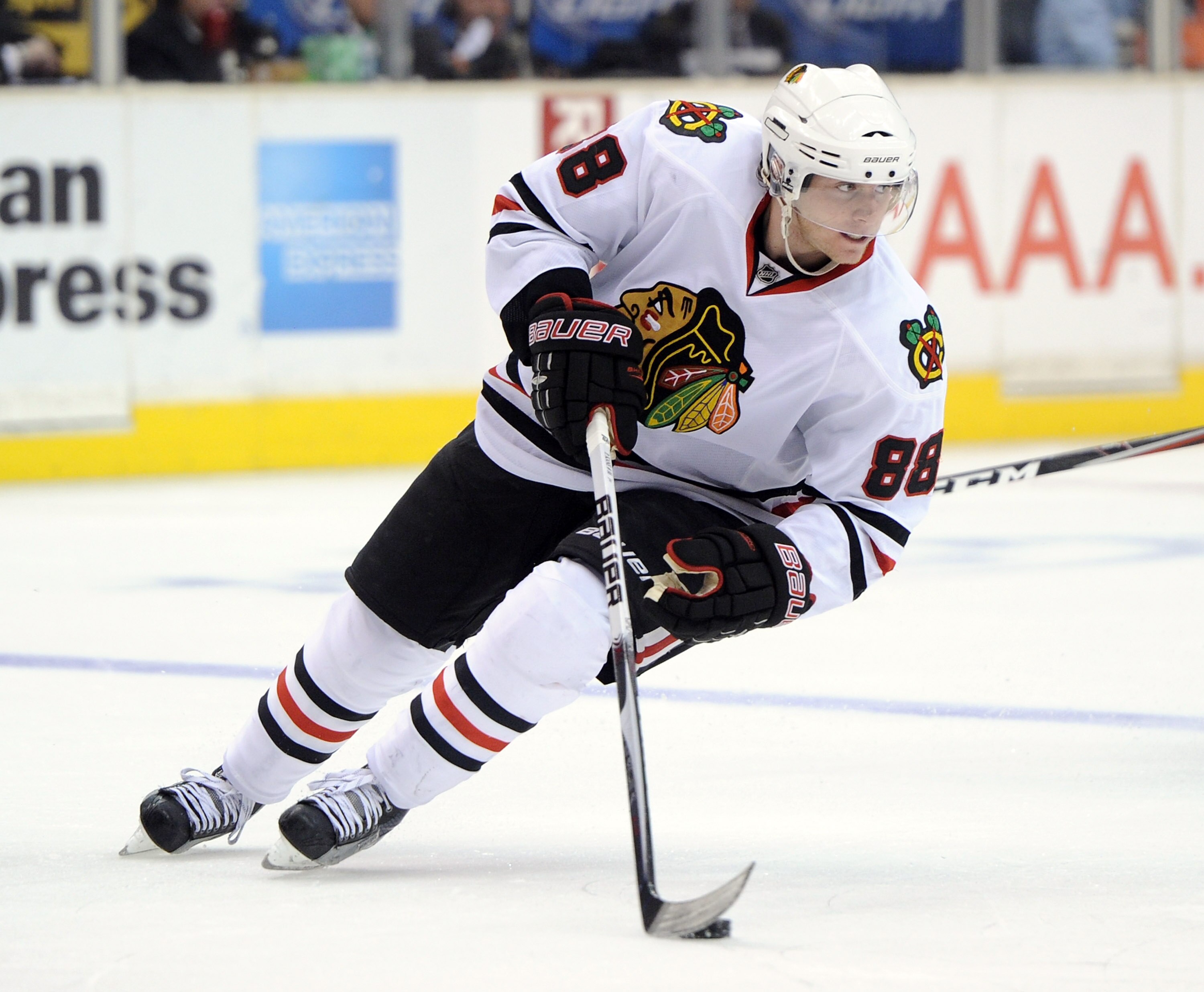 LOS ANGELES, CA - NOVEMBER 27:  Patrick Kane #88 of the Chicago Blackhawks turns with the puck during the game against the Los Angeles Kings at Staples Center on November 27, 2010 in Los Angeles, California.  (Photo by Harry How/Getty Images)