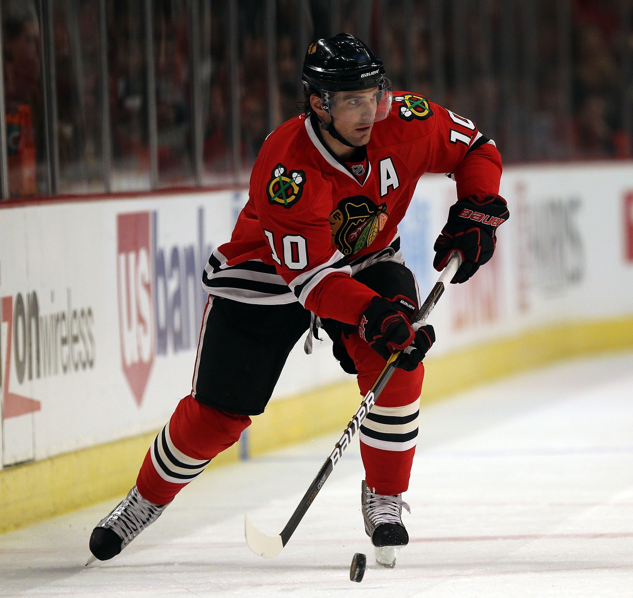 CHICAGO, IL - DECEMBER 03: Patrick Sharp #10 of the Chicago Blackhawks controls the puck against the Vancouver Canucks at the United Center on December 3, 2010 in Chicago, Illinois. The Canucks defeated the Blackhawks 3-0. (Photo by Jonathan Daniel/Getty CHICAGO, IL - DECEMBER 03: Patrick Sharp #10 of the Chicago Blackhawks controls the puck against the Vancouver Canucks at the United Center on December 3, 2010 in Chicago, Illinois. The Canucks defeated the Blackhawks 3-0. (Photo by Jonathan Daniel/Getty