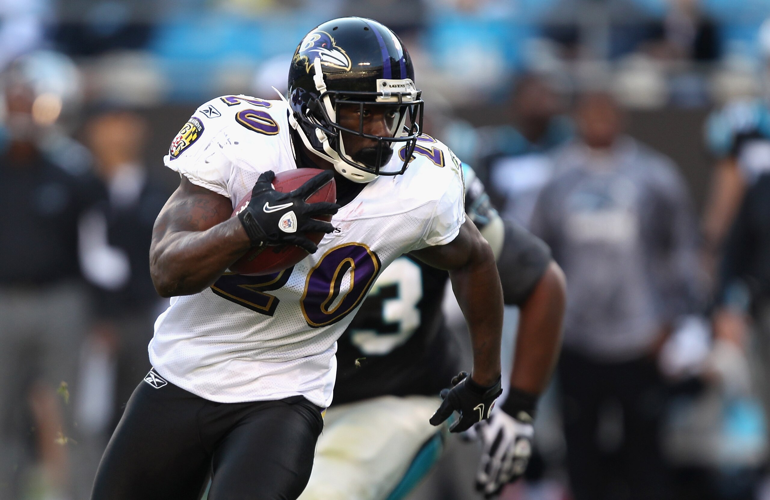 CHARLOTTE, NC - NOVEMBER 21: Ed Reed #20 of the Baltimore Ravens against the Carolina Panthers at Bank of America Stadium on November 21, 2010 in Charlotte, North Carolina. (Photo by Streeter Lecka/Getty Images) CHARLOTTE, NC - NOVEMBER 21: Ed Reed #20 of the Baltimore Ravens against the Carolina Panthers at Bank of America Stadium on November 21, 2010 in Charlotte, North Carolina. (Photo by Streeter Lecka/Getty Images)