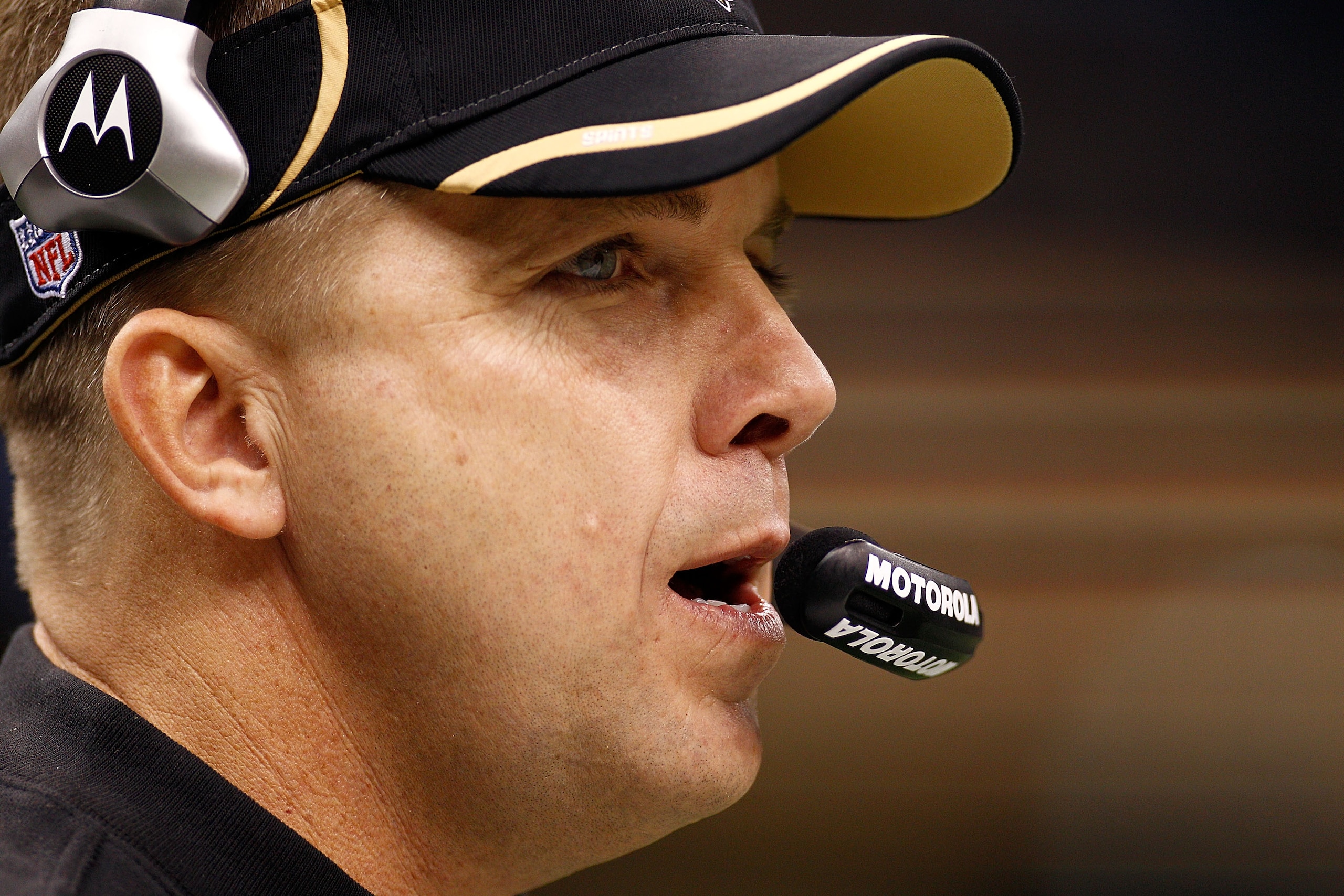 NEW ORLEANS, LA - JANUARY 02: Head coach Sean Payton of the New Orleans Saints watches a play during the game against the Tampa Bay Buccaneers at the Louisiana Superdome on January 2, 2011 in New Orleans, Louisiana. The Buccaneers defeated the Saints 23 NEW ORLEANS, LA - JANUARY 02: Head coach Sean Payton of the New Orleans Saints watches a play during the game against the Tampa Bay Buccaneers at the Louisiana Superdome on January 2, 2011 in New Orleans, Louisiana. The Buccaneers defeated the Saints 23