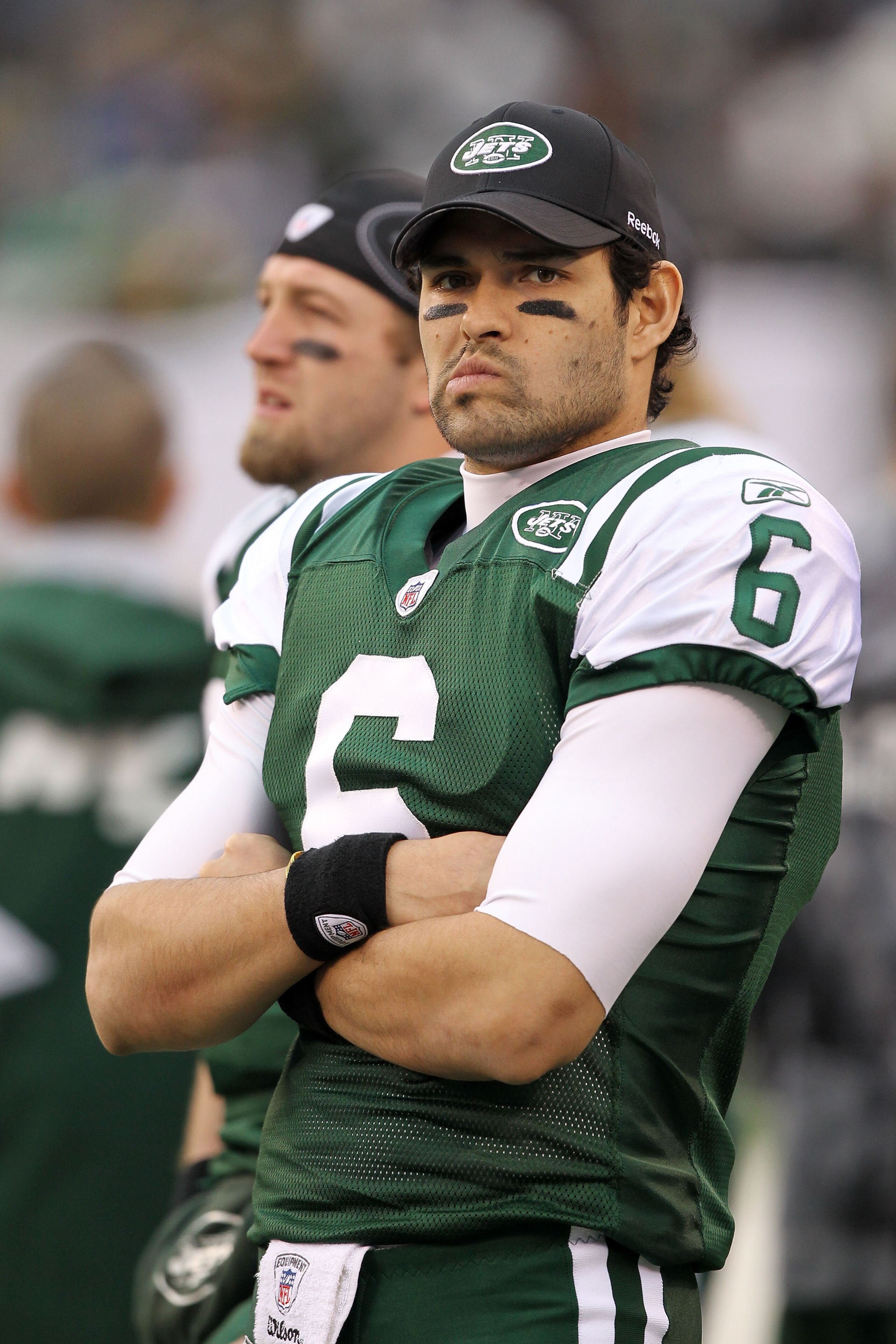 EAST RUTHERFORD, NJ - JANUARY 02:  Mark Sanchez #6 of the New York Jets reacts on the side lines during their game against the Buffalo Bills at New Meadowlands Stadium on January 2, 2011 in East Rutherford, New Jersey.  (Photo by Al Bello/Getty Images)