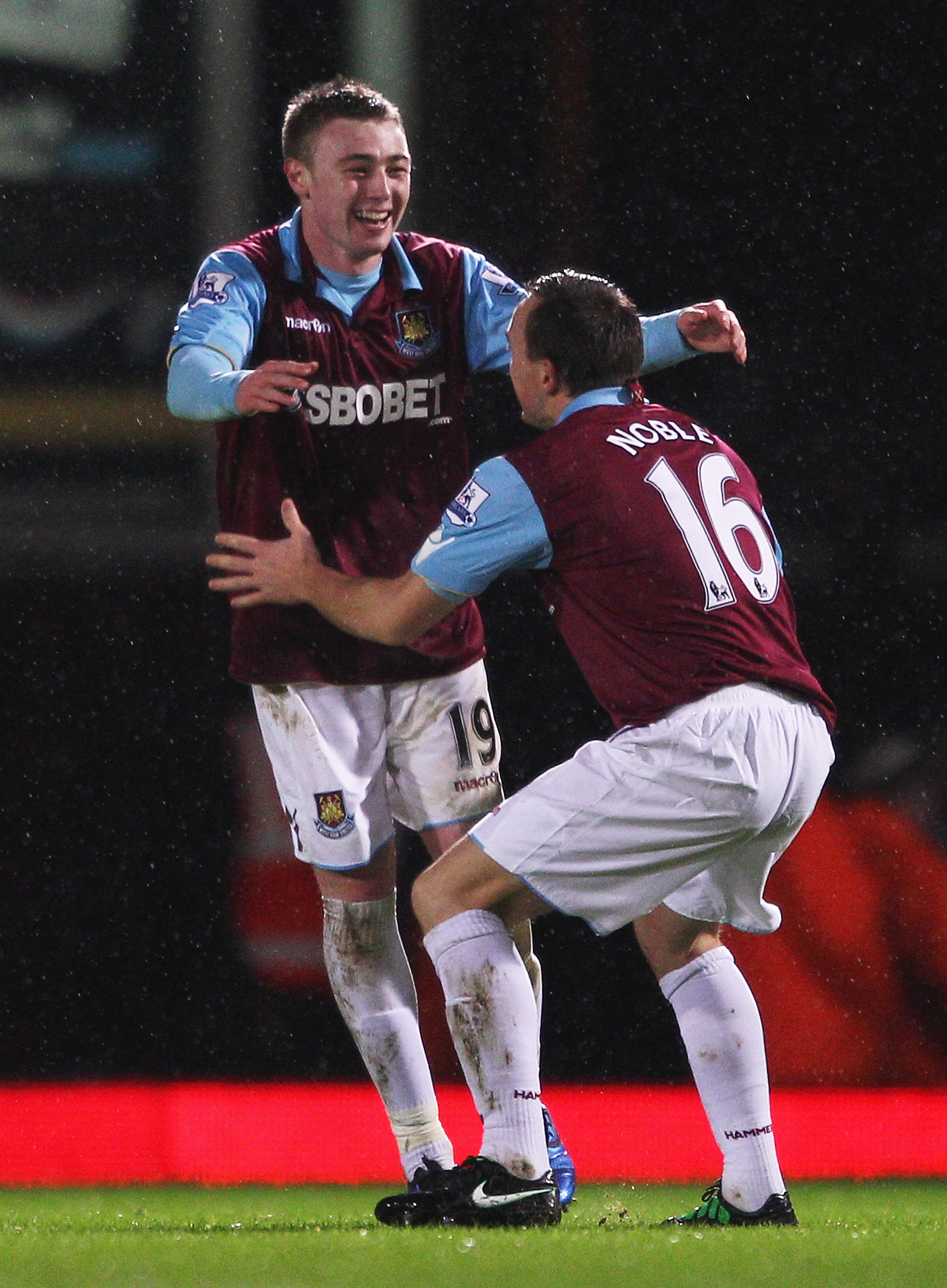 LONDON, ENGLAND - JANUARY 01: Freddie Sears of West Ham United celebrates his goal with Mark Noble during the Barclays Premier League match between West Ham United and Wolverhampton Wanderers at the Boleyn Ground on January 1, 2011 in London, England.  (P