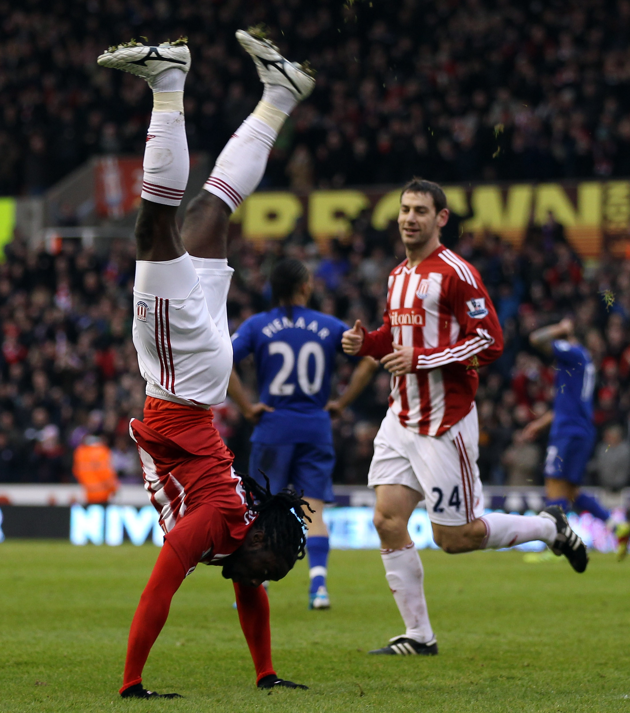 STOKE ON TRENT, ENGLAND - JANUARY 01:  Kenwyne Jones of Stoke celebrates after the opening goal during the Barclays Premier League match between Stoke City and Everton at the Britannia Stadium on January 1, 2011 in Stoke on Trent, England.  (Photo by Ross