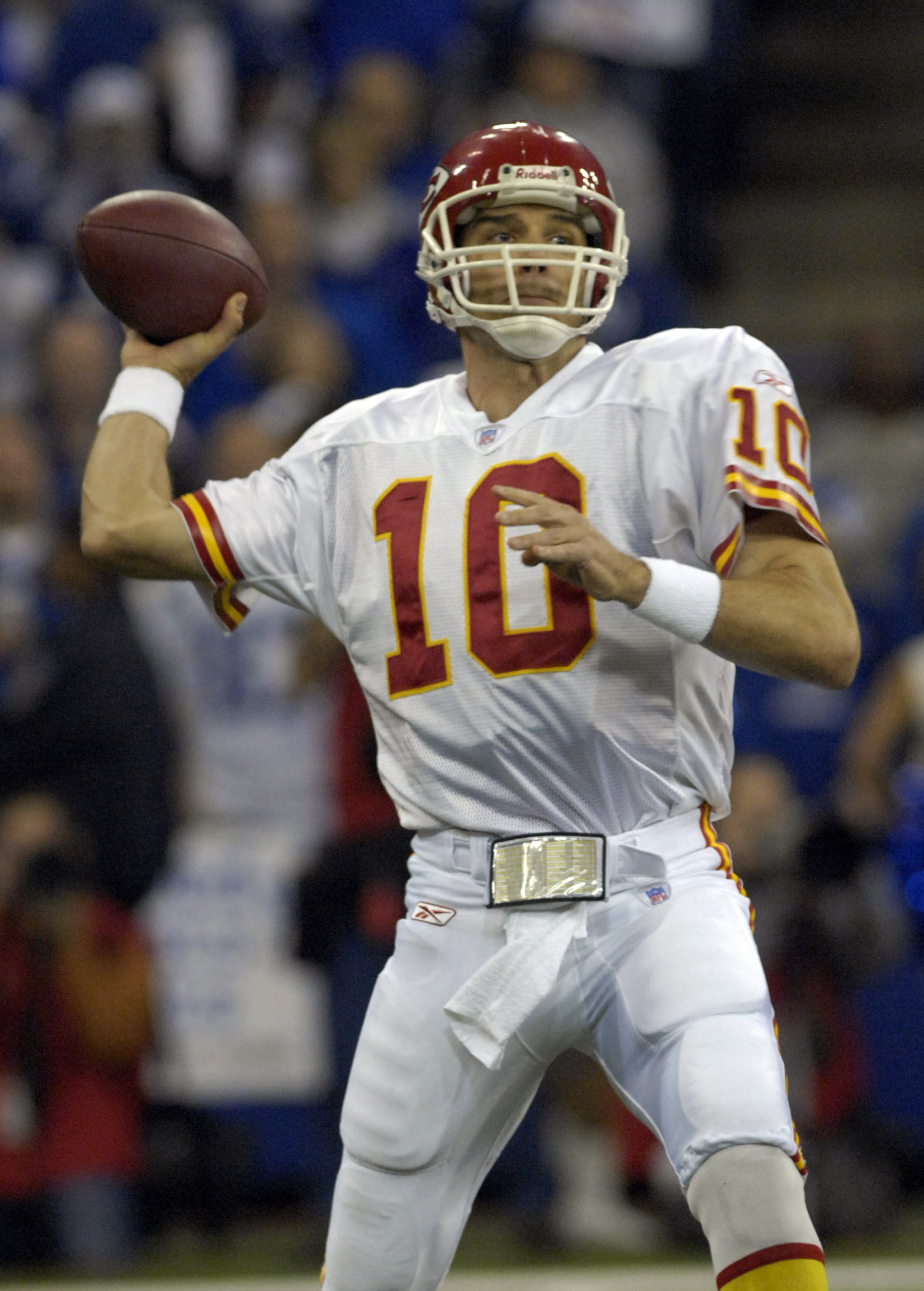 Kansas City Chiefs quarterback Trent Green sets to pass against the Indianapolis Colts inWild Card Playoff action on January 6, 2007 at the RCA Dome in Indianapolis, Indiana. The Colts defeated the Chiefs 23 - 8. (Photo by Al Messerschmidt/Getty Images Kansas City Chiefs quarterback Trent Green sets to pass against the Indianapolis Colts inWild Card Playoff action on January 6, 2007 at the RCA Dome in Indianapolis, Indiana. The Colts defeated the Chiefs 23 - 8. (Photo by Al Messerschmidt/Getty Images