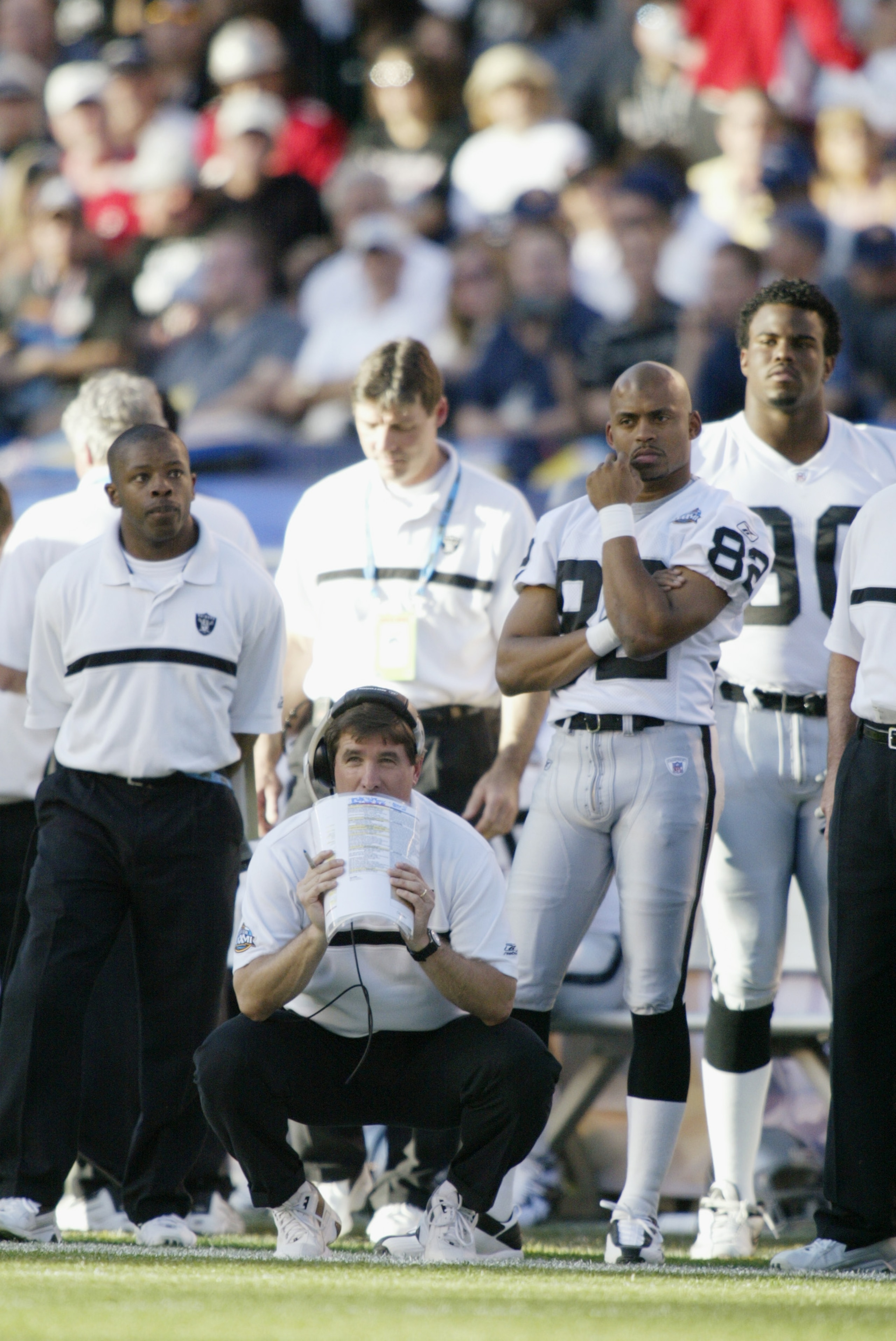 SAN DIEGO - JANUARY 26: Head coach Bill Callahan and wide receiver James Jett #82 of the Oakland Raiders watch the game against the Tampa Bay Buccaneers during Super Bowl XXXVII at Qualcomm Stadium on January 26, 2003 in San Diego, California. The Bucca SAN DIEGO - JANUARY 26: Head coach Bill Callahan and wide receiver James Jett #82 of the Oakland Raiders watch the game against the Tampa Bay Buccaneers during Super Bowl XXXVII at Qualcomm Stadium on January 26, 2003 in San Diego, California. The Bucca