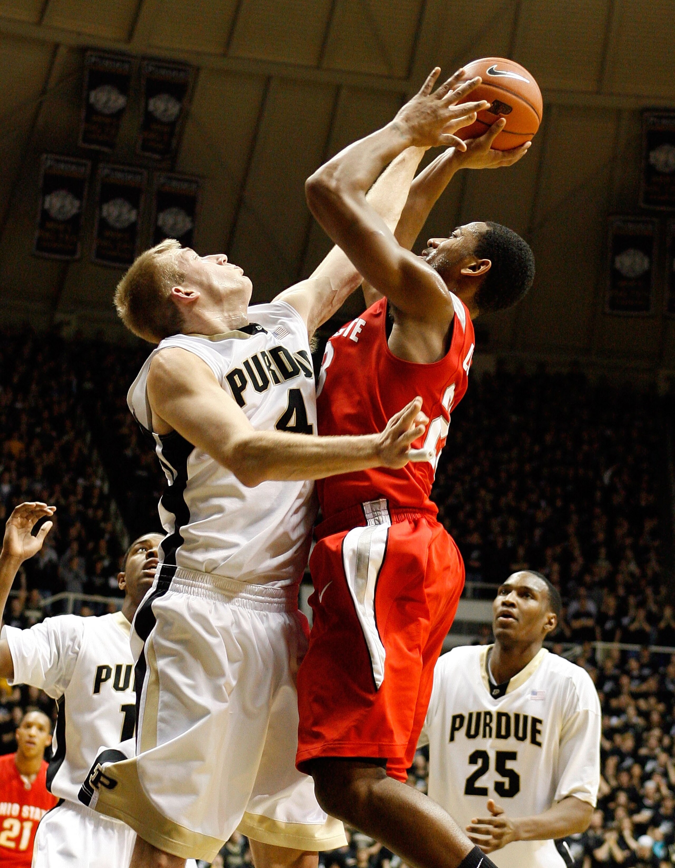 WEST LAFAYETTE, IN - JANUARY 12: Robbie Hummel #4 of the Purdue Boilermakers defends during the Big Ten game against the Ohio State Buckeyes at Mackey Arena on January 12, 2010 in West Lafayette, Indiana. Ohio State won 70-66. (Photo by Andy Lyons/Getty WEST LAFAYETTE, IN - JANUARY 12: Robbie Hummel #4 of the Purdue Boilermakers defends during the Big Ten game against the Ohio State Buckeyes at Mackey Arena on January 12, 2010 in West Lafayette, Indiana. Ohio State won 70-66. (Photo by Andy Lyons/Getty