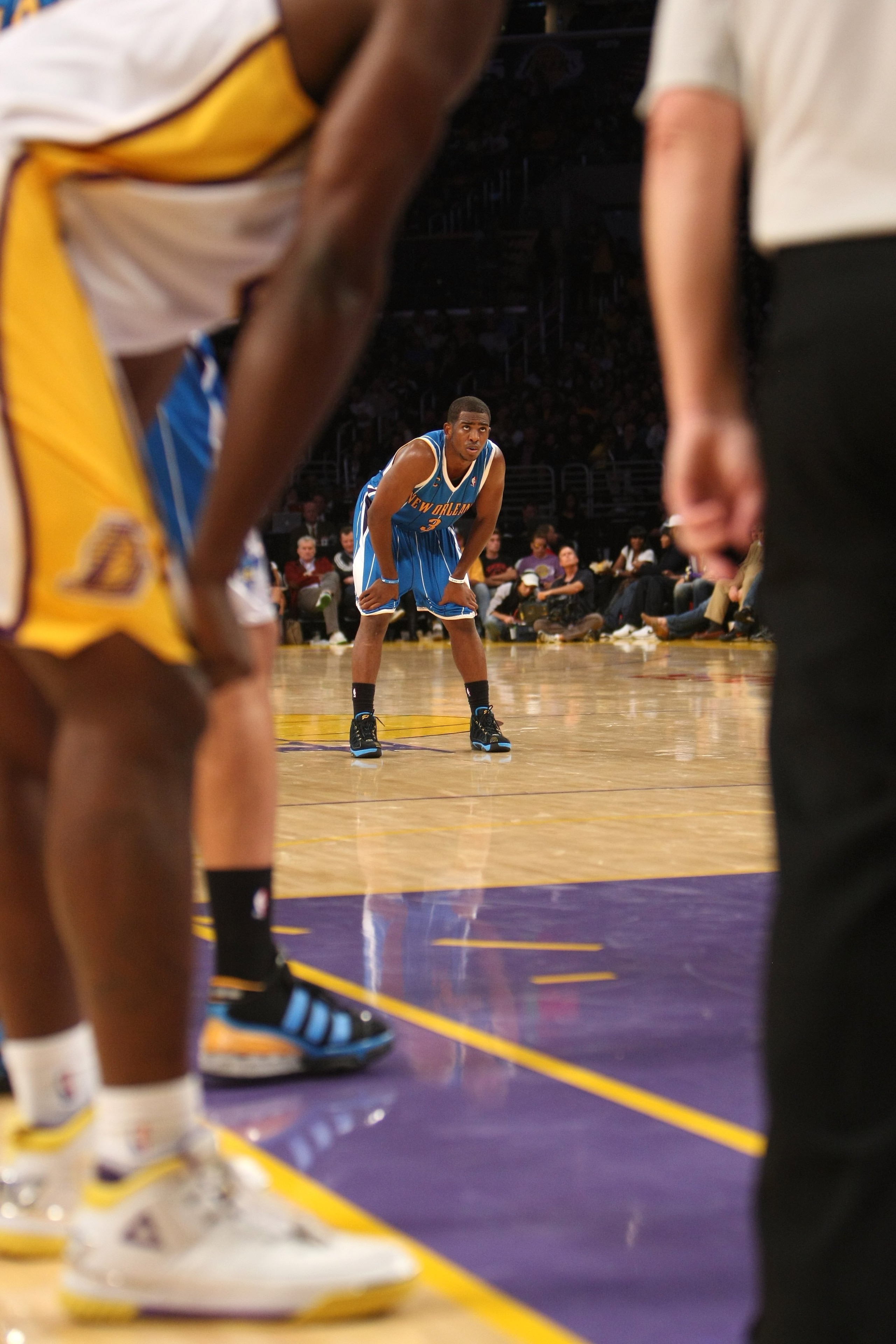 LOS ANGELES, CA - NOVEMBER 08:  Chris Paul #3 of the New Orleans Hornets on the court in the game against  the Los Angeles Lakers on November 8, 2009 at Staples Center in Los Angeles, California. The Lakers won 104-88.  NOTE TO USER: User expressly acknow
