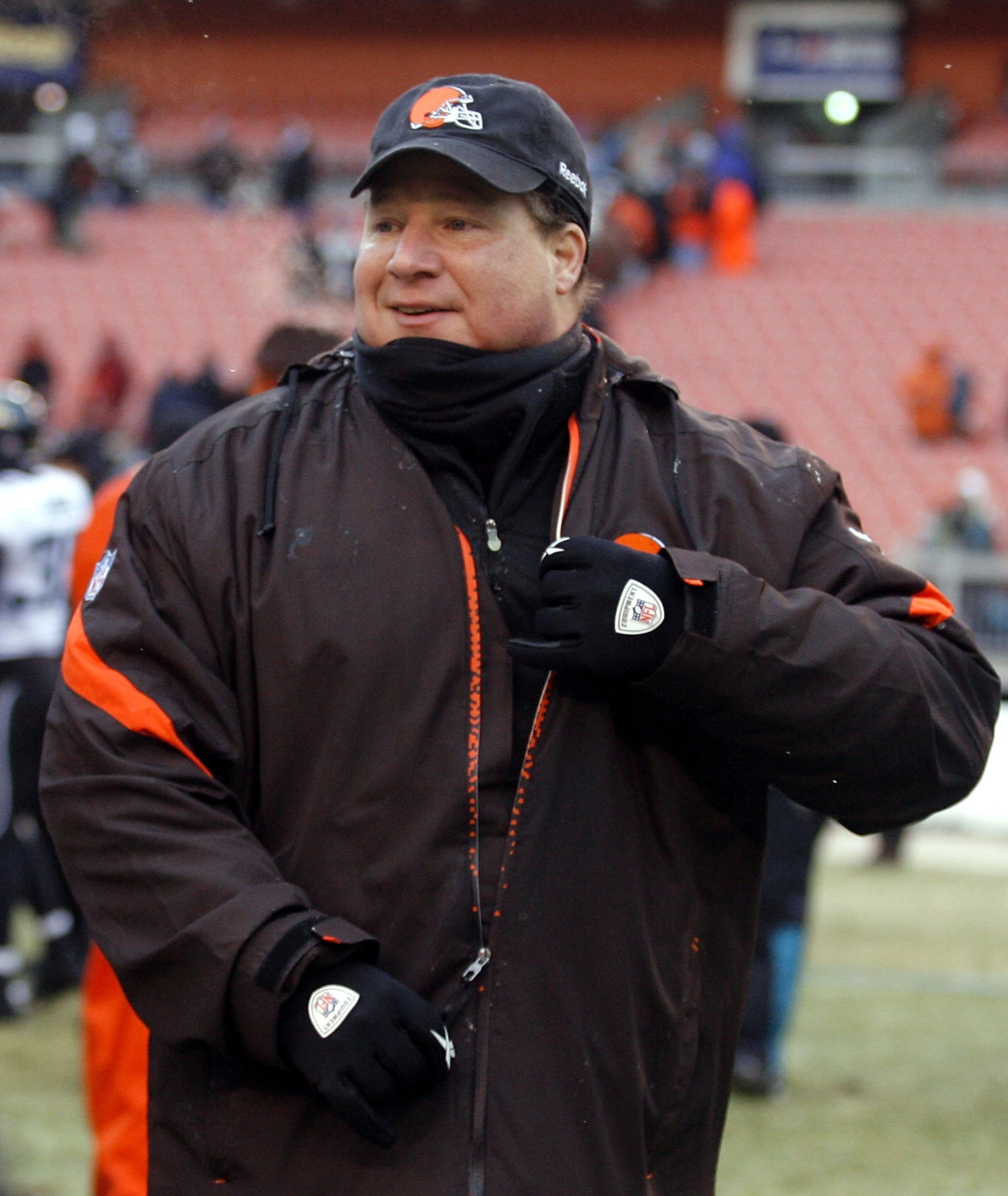 CLEVELAND - JANUARY 03:  Eric Mangini head coach of the Cleveland Browns leaves the field after defeating the Jacksonville Jaguars at Cleveland Browns Stadium on January 3, 2010 in Cleveland, Ohio.  (Photo by Matt Sullivan/Getty Images)