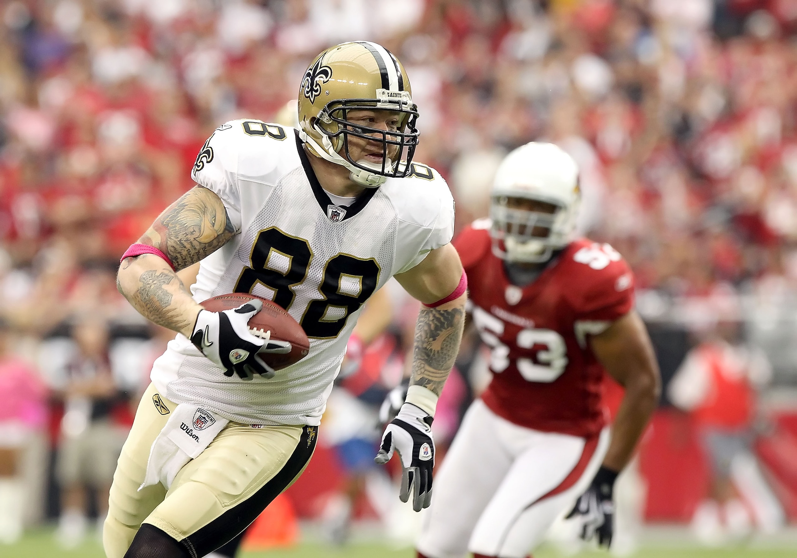 GLENDALE, AZ - OCTOBER 10: Tight end Jeremy Shockey #88 of the New Orleans Saints runs with the football for a 11 yard reception against the Arizona Cardinals during the first quarter of the NFL game at the University of Phoenix Stadium on October 10, 20 GLENDALE, AZ - OCTOBER 10: Tight end Jeremy Shockey #88 of the New Orleans Saints runs with the football for a 11 yard reception against the Arizona Cardinals during the first quarter of the NFL game at the University of Phoenix Stadium on October 10, 20