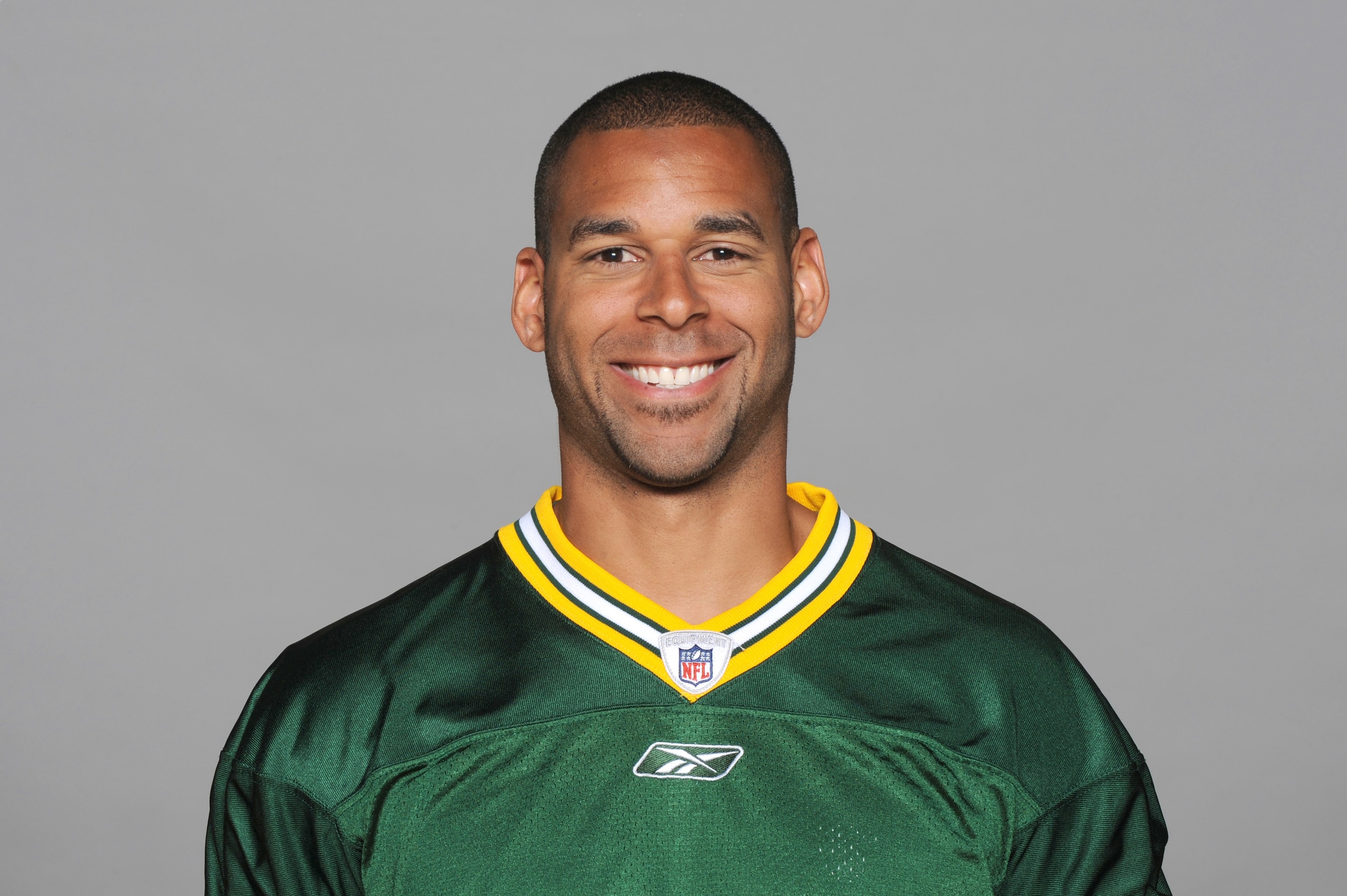 GREEN BAY, WI - 2009: Ruvell Martin of the Green Bay Packers poses for his 2009 NFL headshot at photo day in Green Bay, Wisconsin. (Photo by NFL Photos) GREEN BAY, WI - 2009: Ruvell Martin of the Green Bay Packers poses for his 2009 NFL headshot at photo day in Green Bay, Wisconsin. (Photo by NFL Photos)