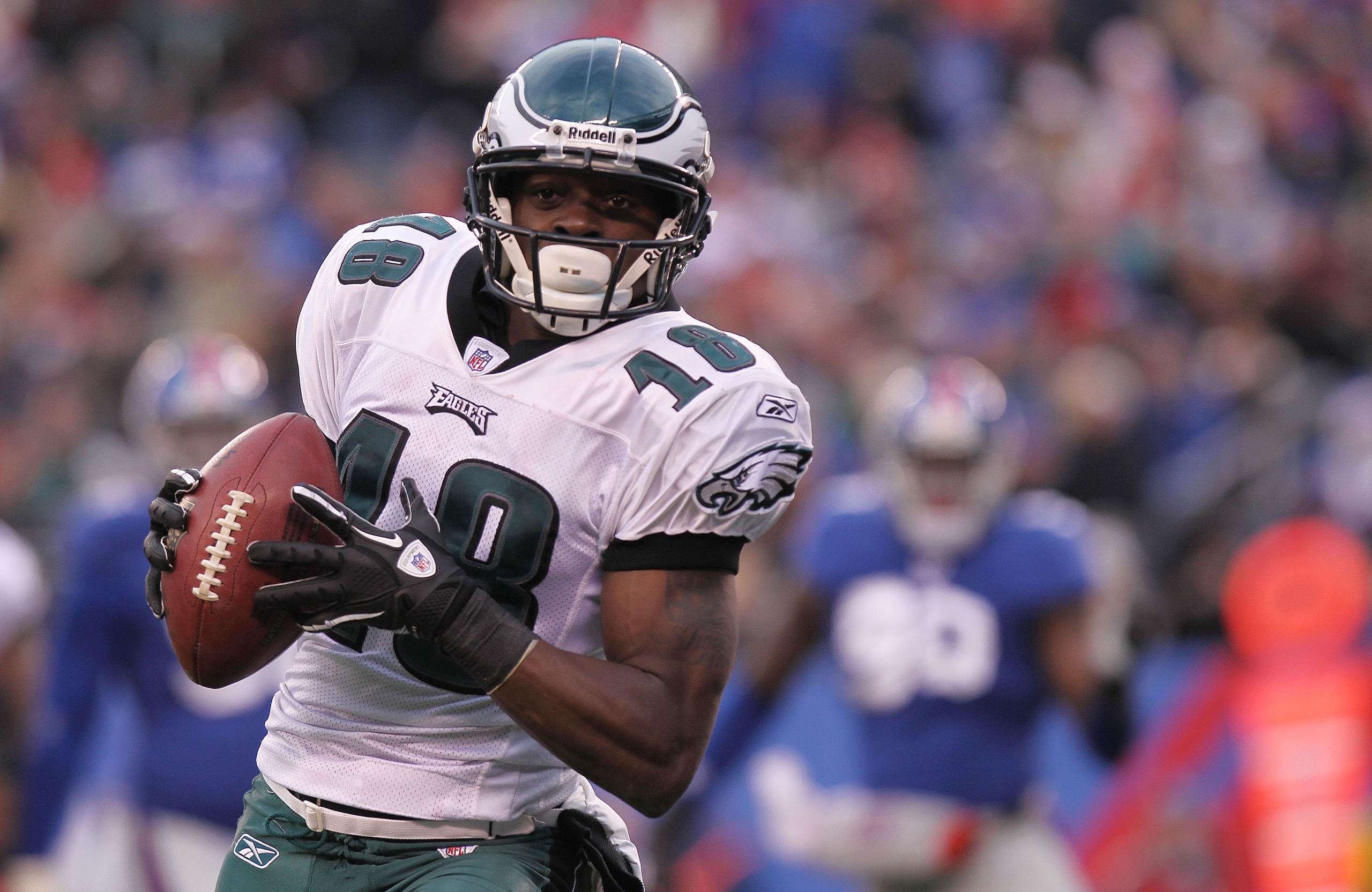 EAST RUTHERFORD, NJ - DECEMBER 19: Jeremy Maclin #18 of the Philadelphia Eagles against the New York Giants at New Meadowlands Stadium on December 19, 2010 in East Rutherford, New Jersey. (Photo by Nick Laham/Getty Images) EAST RUTHERFORD, NJ - DECEMBER 19: Jeremy Maclin #18 of the Philadelphia Eagles against the New York Giants at New Meadowlands Stadium on December 19, 2010 in East Rutherford, New Jersey. (Photo by Nick Laham/Getty Images)