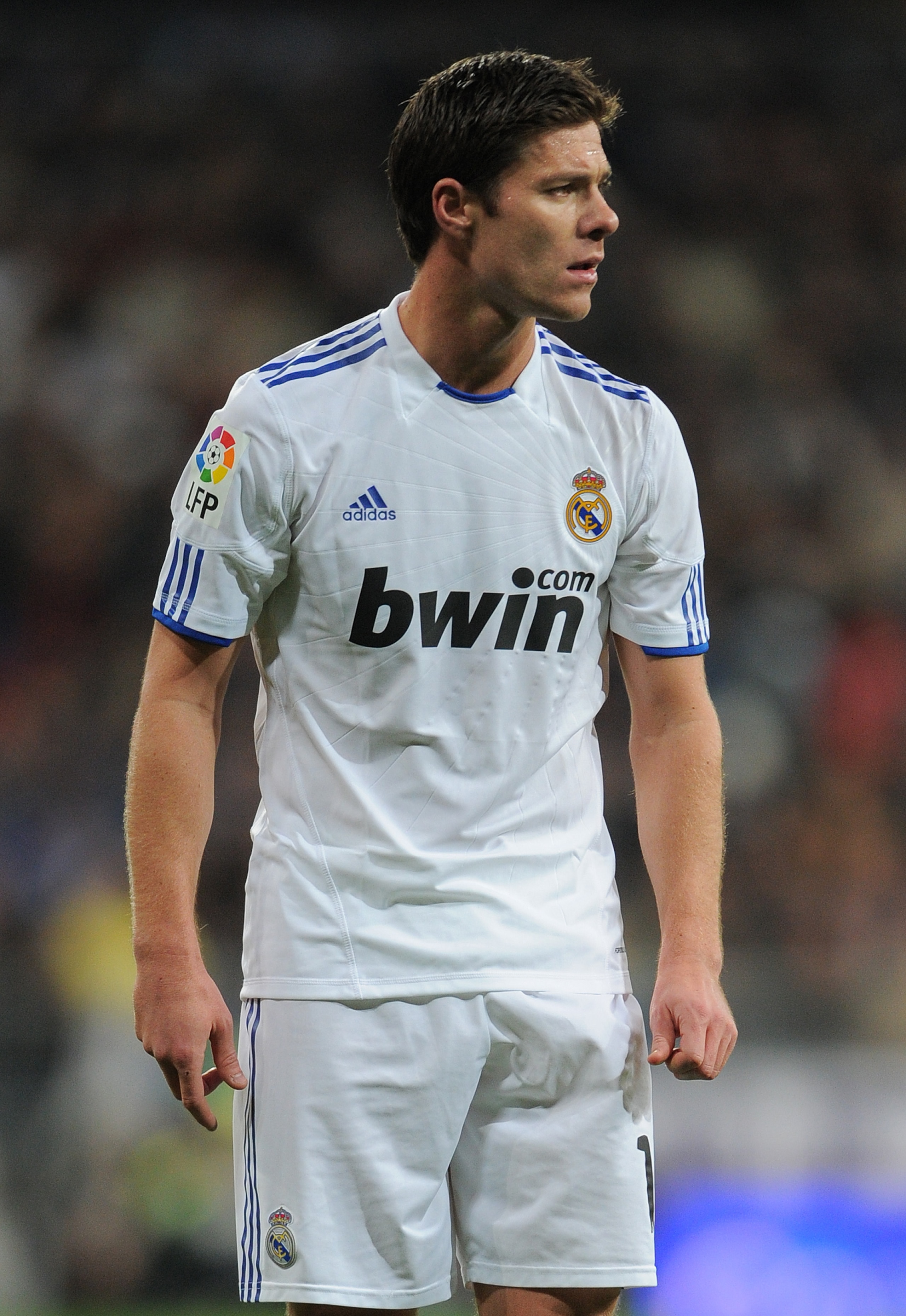 MADRID, SPAIN - DECEMBER 04: Xabi Alonso of Real Madrid lines up a free kick during the La Liga match between Real Madrid and Valencia at Estadio Santiago Bernabeu on December 4, 2010 in Madrid, Spain. (Photo by Jasper Juinen/Getty Images) MADRID, SPAIN - DECEMBER 04: Xabi Alonso of Real Madrid lines up a free kick during the La Liga match between Real Madrid and Valencia at Estadio Santiago Bernabeu on December 4, 2010 in Madrid, Spain. (Photo by Jasper Juinen/Getty Images)
