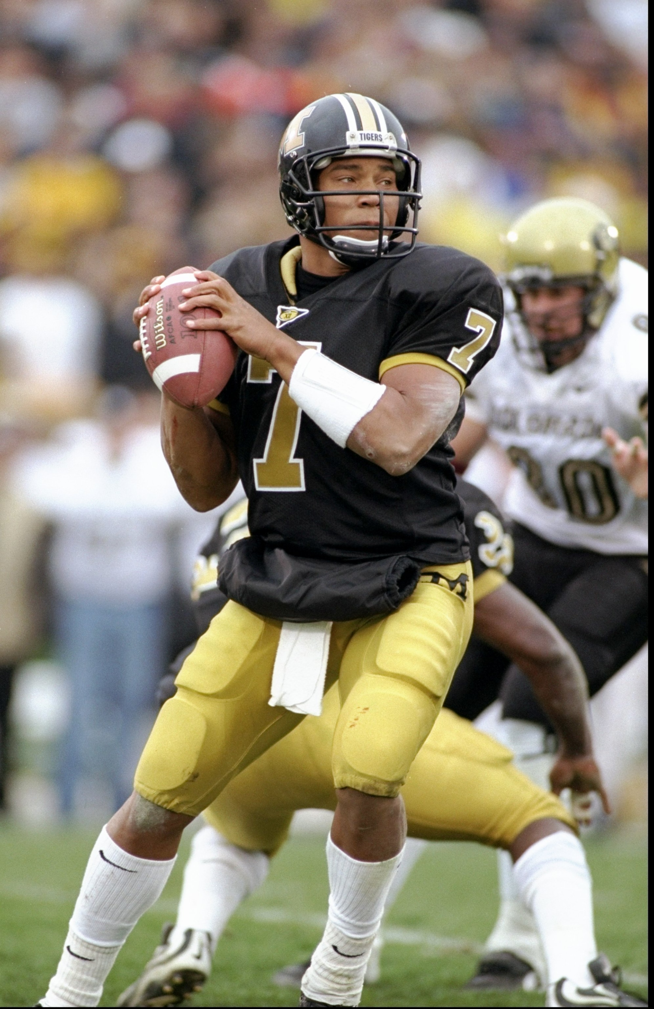 7 Nov 1998: Quarterback Corby Jones #7 of the Missouri Tigers in action during the game against the Colorado Buffaloes at Faurot Field in Columbia, Missouri. The Tigers defeated the Buffaloes 38-14. Mandatory Credit: Tim Umphrey /Allsport 7 Nov 1998: Quarterback Corby Jones #7 of the Missouri Tigers in action during the game against the Colorado Buffaloes at Faurot Field in Columbia, Missouri. The Tigers defeated the Buffaloes 38-14. Mandatory Credit: Tim Umphrey /Allsport