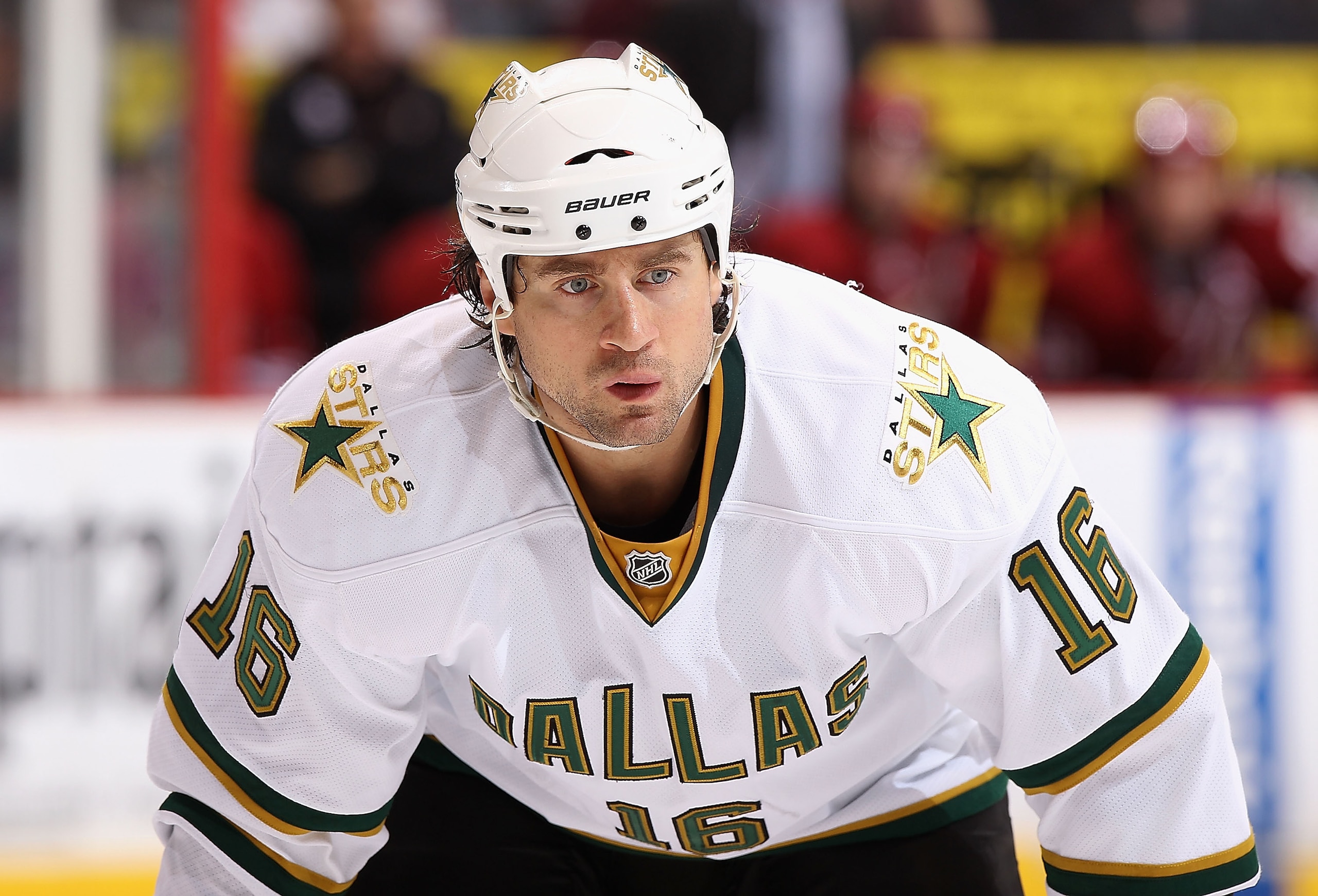 GLENDALE, AZ - DECEMBER 11:  Adam Burish #16 of the Dallas Stars awaits a face off during the NHL game against the Phoenix Coyotes at Jobing.com Arena on December 11, 2010 in Glendale, Arizona.  (Photo by Christian Petersen/Getty Images)
