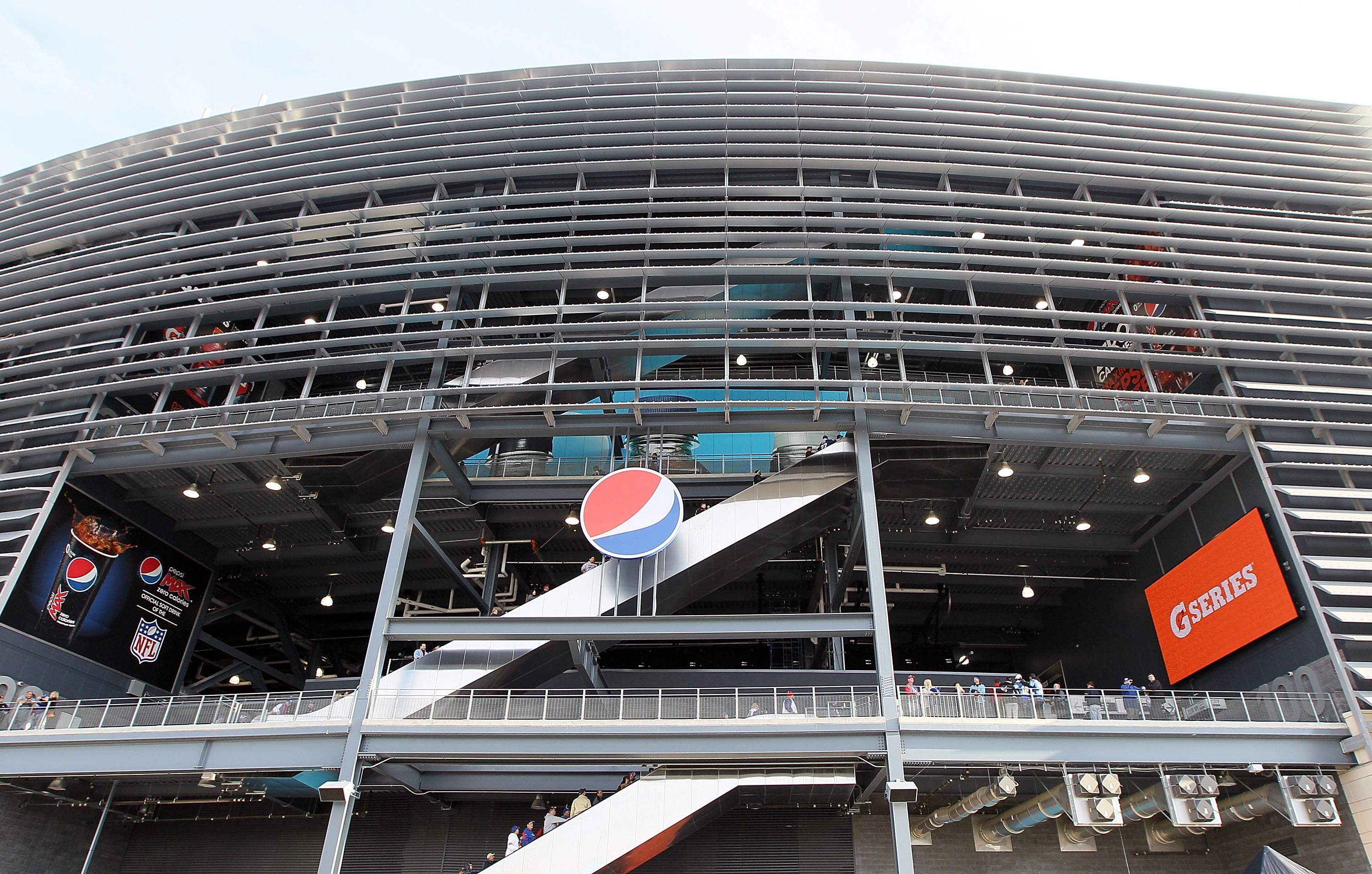 EAST RUTHERFORD, NJ - NOVEMBER 14:  New Meadowlands Stadium is seen prior to the Dallas Cowboys playing the New York Giants on November 14, 2010 in East Rutherford, New Jersey.  (Photo by Jim McIsaac/Getty Images)