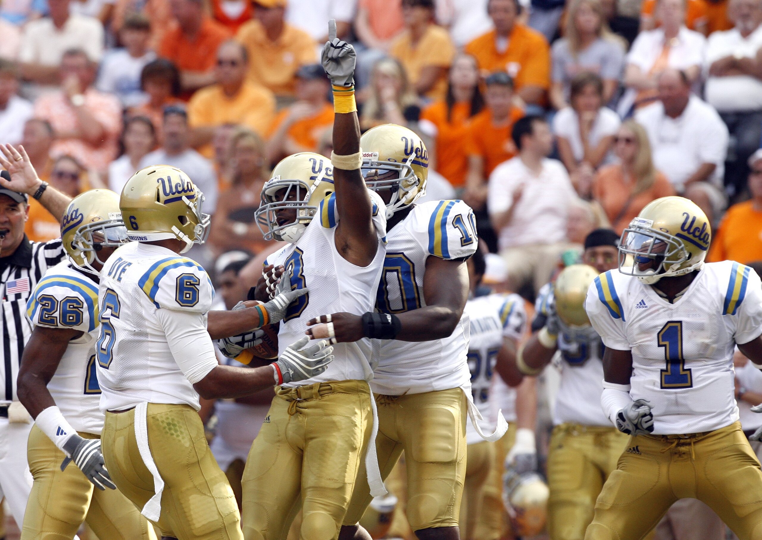 KNOXVILLE, TN - SEPTEMBER 12: Rahim Moore #3 of the UCLA Bruins celebrates an interception against the Tennessee Volunteers on September 12, 2009 at Neyland Stadium in Knoxville, Tennessee. UCLA beat Tennessee 19-15. (Photo by Joe Murphy/Getty Images)
