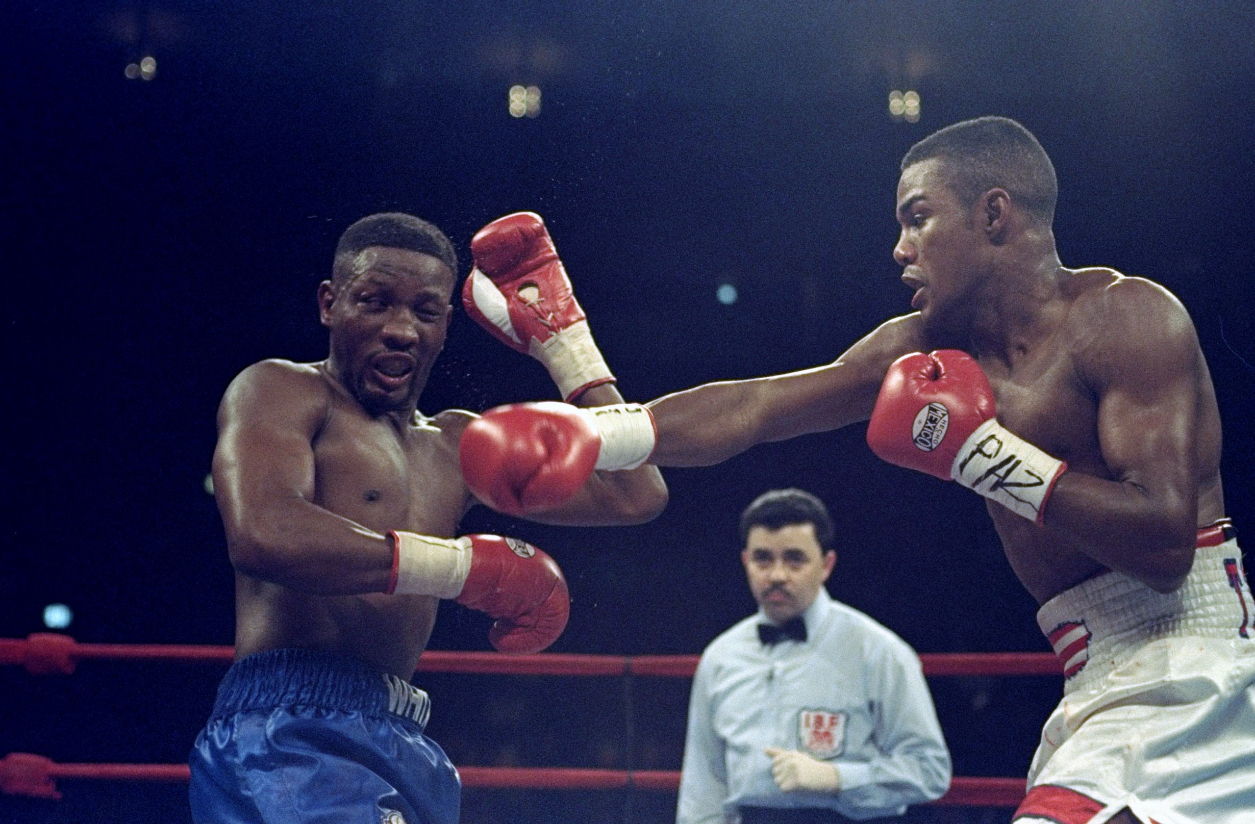 20 Feb 1999:  Felix Trinidad throws a left punch during the fight against Pernell Whitaker at Madison Square Garden in New York, New York. Trinidad won by a decision in the 12th round. Mandatory Credit: Al Bello  /Allsport