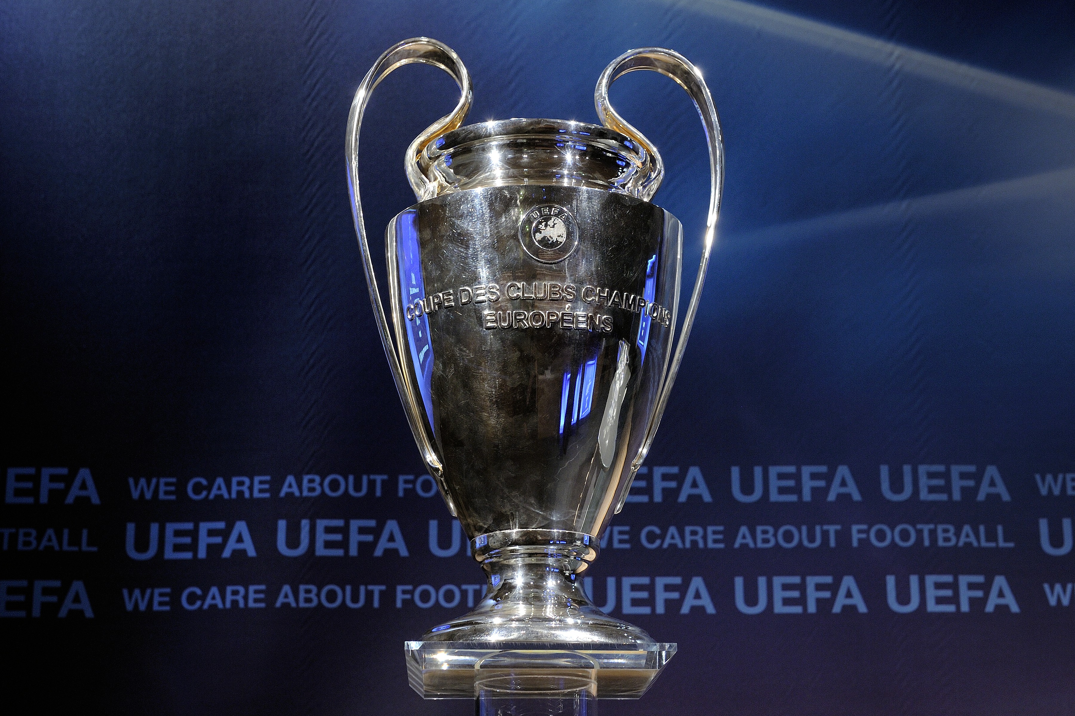 NYON, SWITZERLAND - AUGUST 06:  The UEFA Champions League trophy is displayed prior to the UEFA Champions League play-off draw on August 6, 2010 in Nyon, Switzerland. The play-offs are played over two legs on 17/18 and 24/25 August. The ten play-off winne