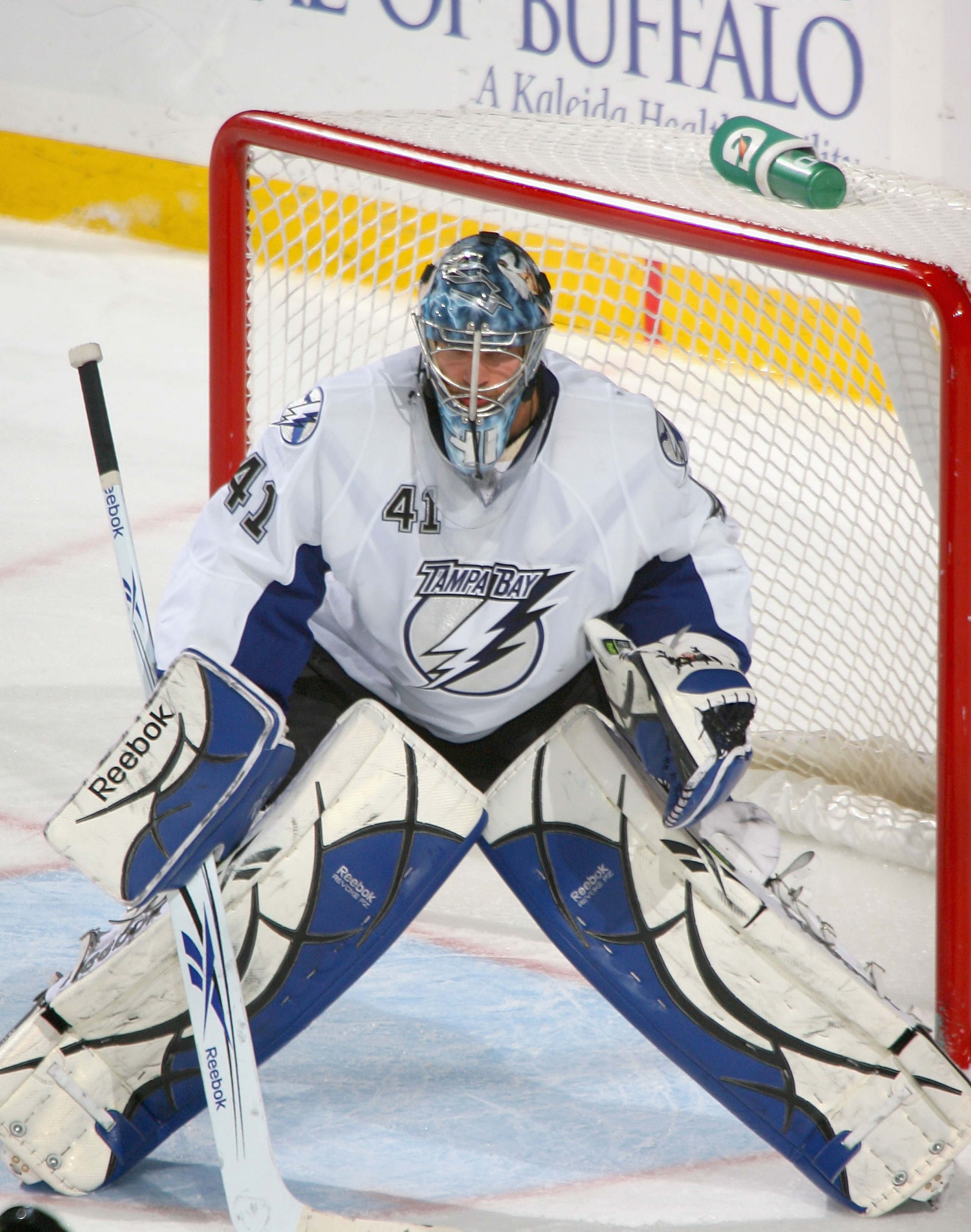 BUFFALO, NY - NOVEMBER 20:  Mike Smith #41 of the Tampa Bay Lightning plays against the Buffalo Sabres at HSBC Arena on November 20, 2010 in Buffalo, New York. Tampa Bay won 2-1. (Photo by Rick Stewart/Getty Images)