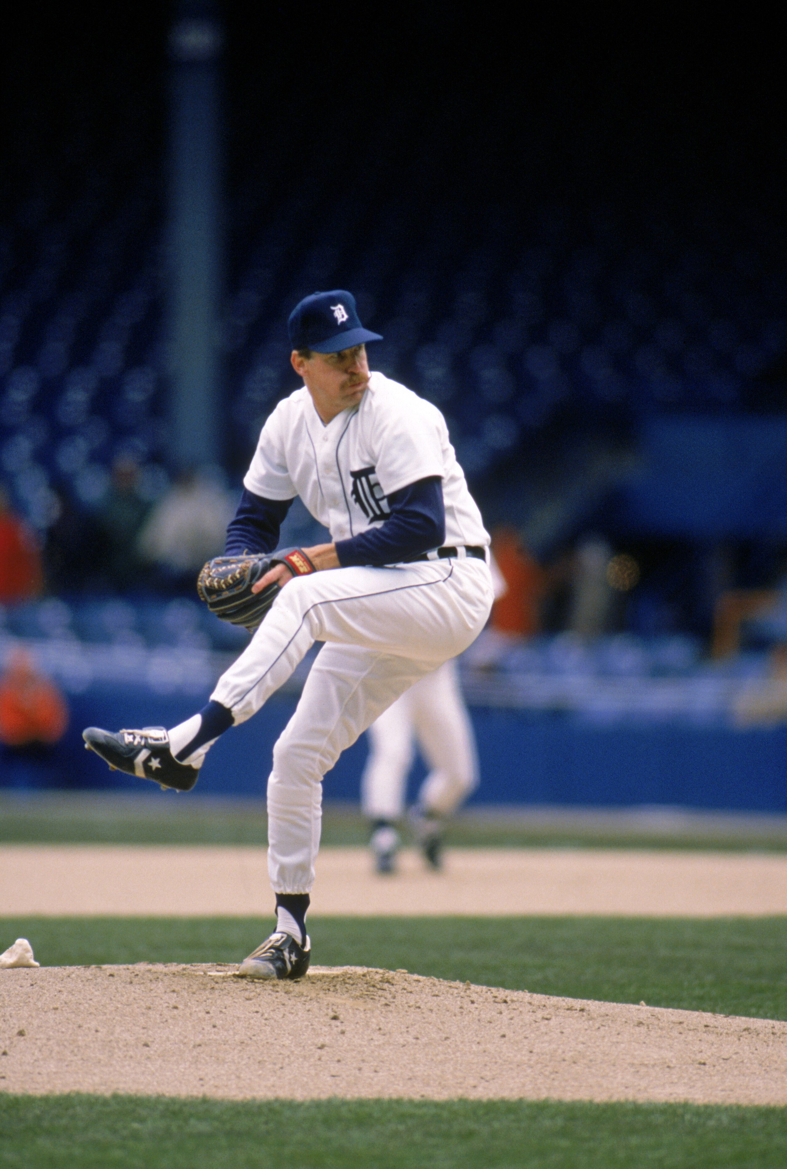 DETROIT - 1989:  Jack Morris #47 of the Detroit Tigers winds up for a pitch during a game in 1989 at Tiger Stadium in Detroit, Michigan.  (Photo by Rick Stewart/Getty Images)