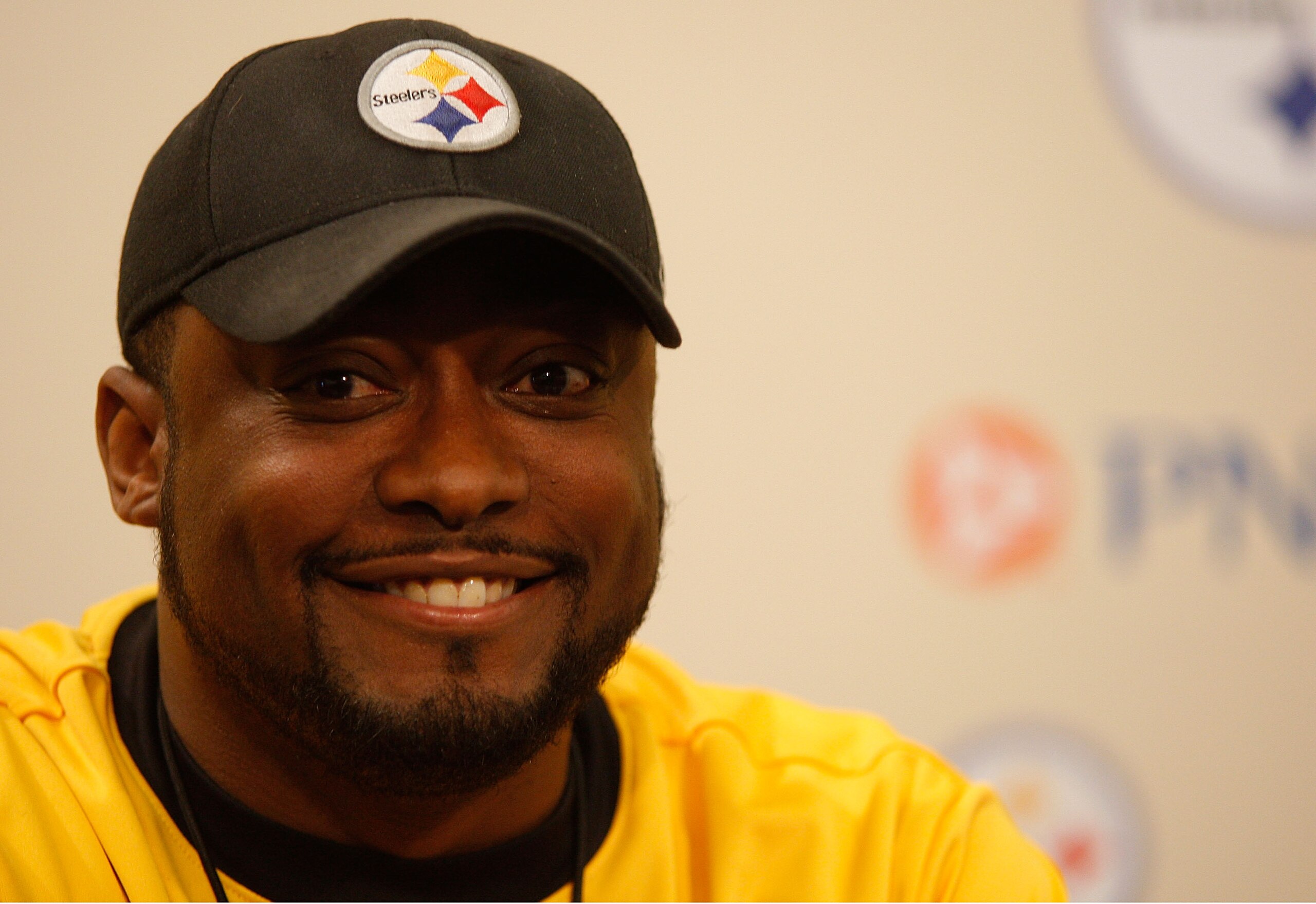PITTSBURGH - APRIL 19:  Head coach Mike Tomlin of the Pittsburgh Steelers speaks during a press conference following practice on April 19, 2010 at the Pittsburgh Steelers South Side training facility in Pittsburgh, Pennsylvania.  (Photo by Jared Wickerham