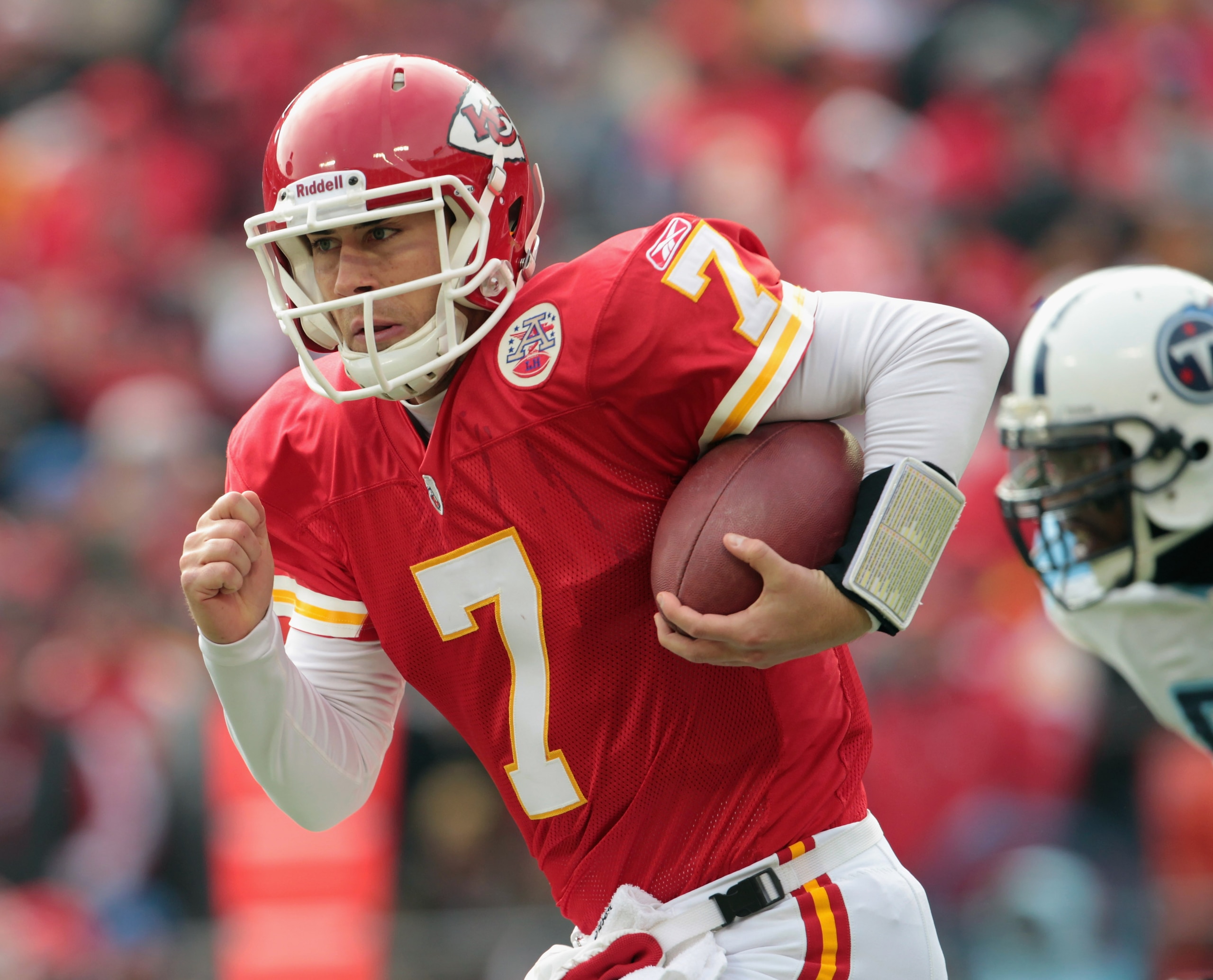 KANSAS CITY, MO - DECEMBER 26:  Quarterback Matt Cassel #7 of the Kansas City Chiefs in action during the game against the Tennessee Titans on December 26, 2010 at Arrowhead Stadium in Kansas City, Missouri.  (Photo by Jamie Squire/Getty Images)