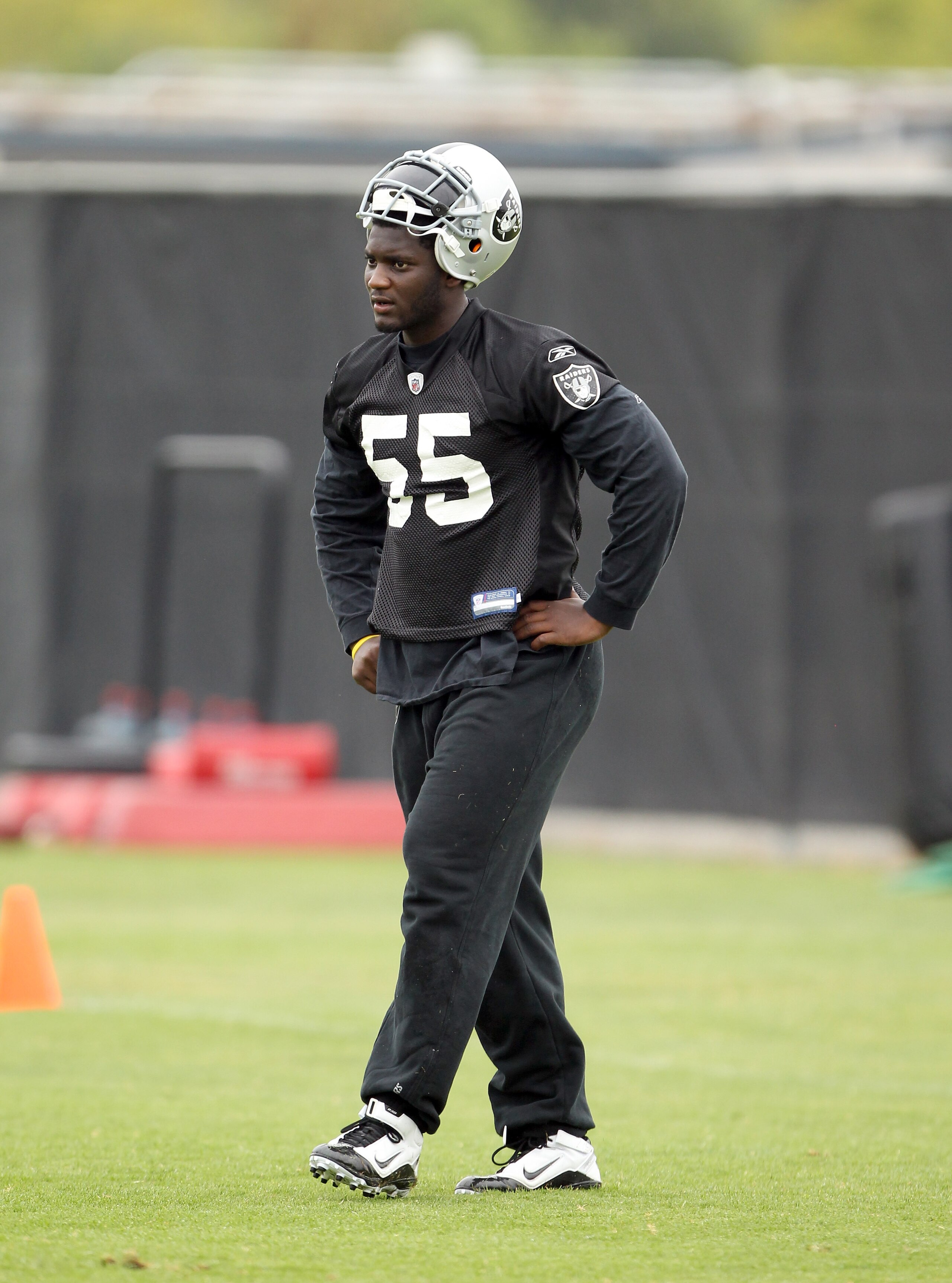 NAPA, CA - AUGUST 01:  Rolando McClain #55 of the Oakland Raiders works out during the Raiders training camp at their Napa Valley Training Complex on August 1, 2010 in Napa, California.  (Photo by Ezra Shaw/Getty Images)