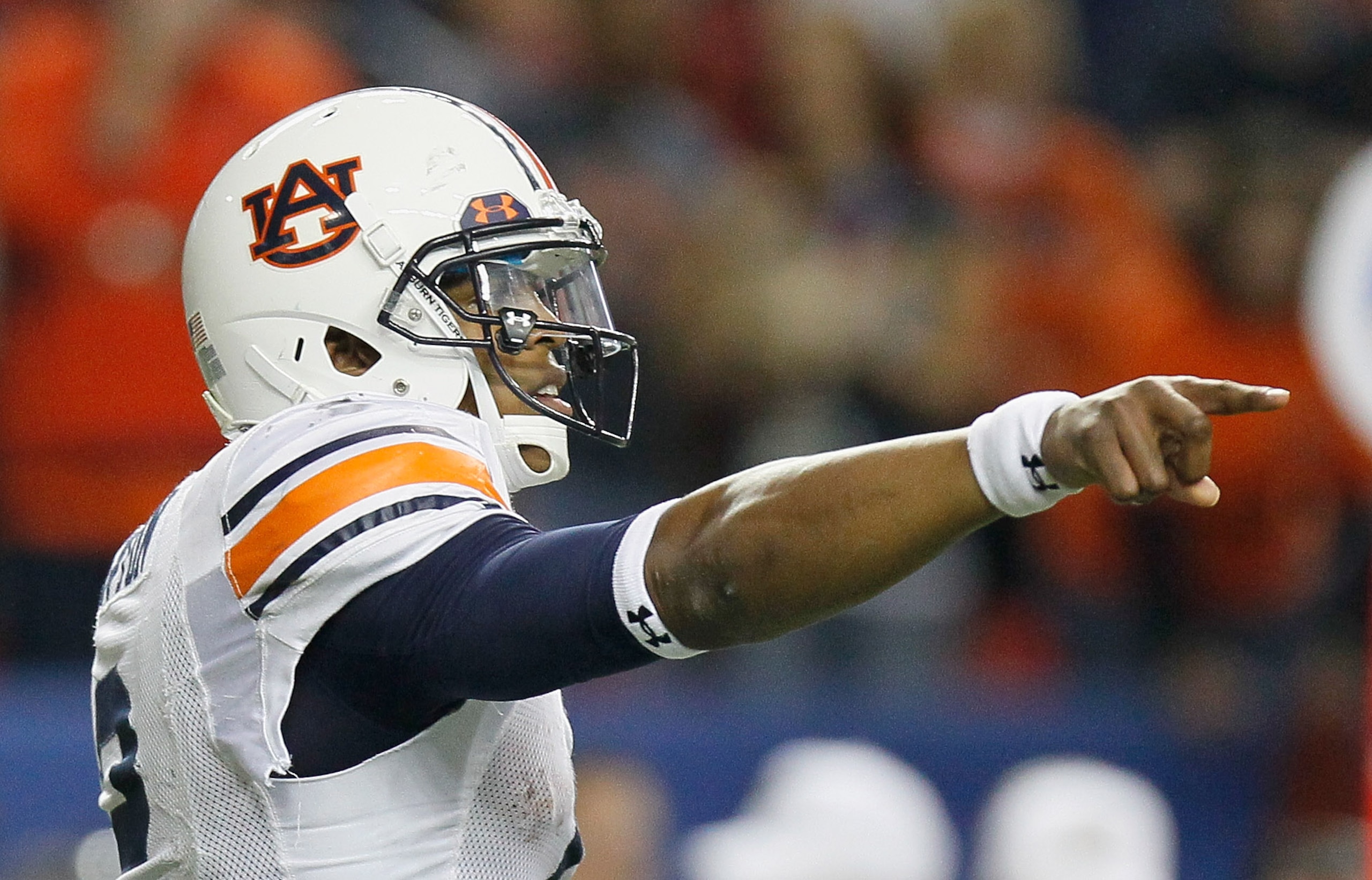 ATLANTA, GA - DECEMBER 04: Quarterback Cam Newton #2 of the Auburn Tigers points out the defense of the South Carolina Gamecocks during the 2010 SEC Championship at Georgia Dome on December 4, 2010 in Atlanta, Georgia. (Photo by Kevin C. Cox/Getty Image ATLANTA, GA - DECEMBER 04: Quarterback Cam Newton #2 of the Auburn Tigers points out the defense of the South Carolina Gamecocks during the 2010 SEC Championship at Georgia Dome on December 4, 2010 in Atlanta, Georgia. (Photo by Kevin C. Cox/Getty Image