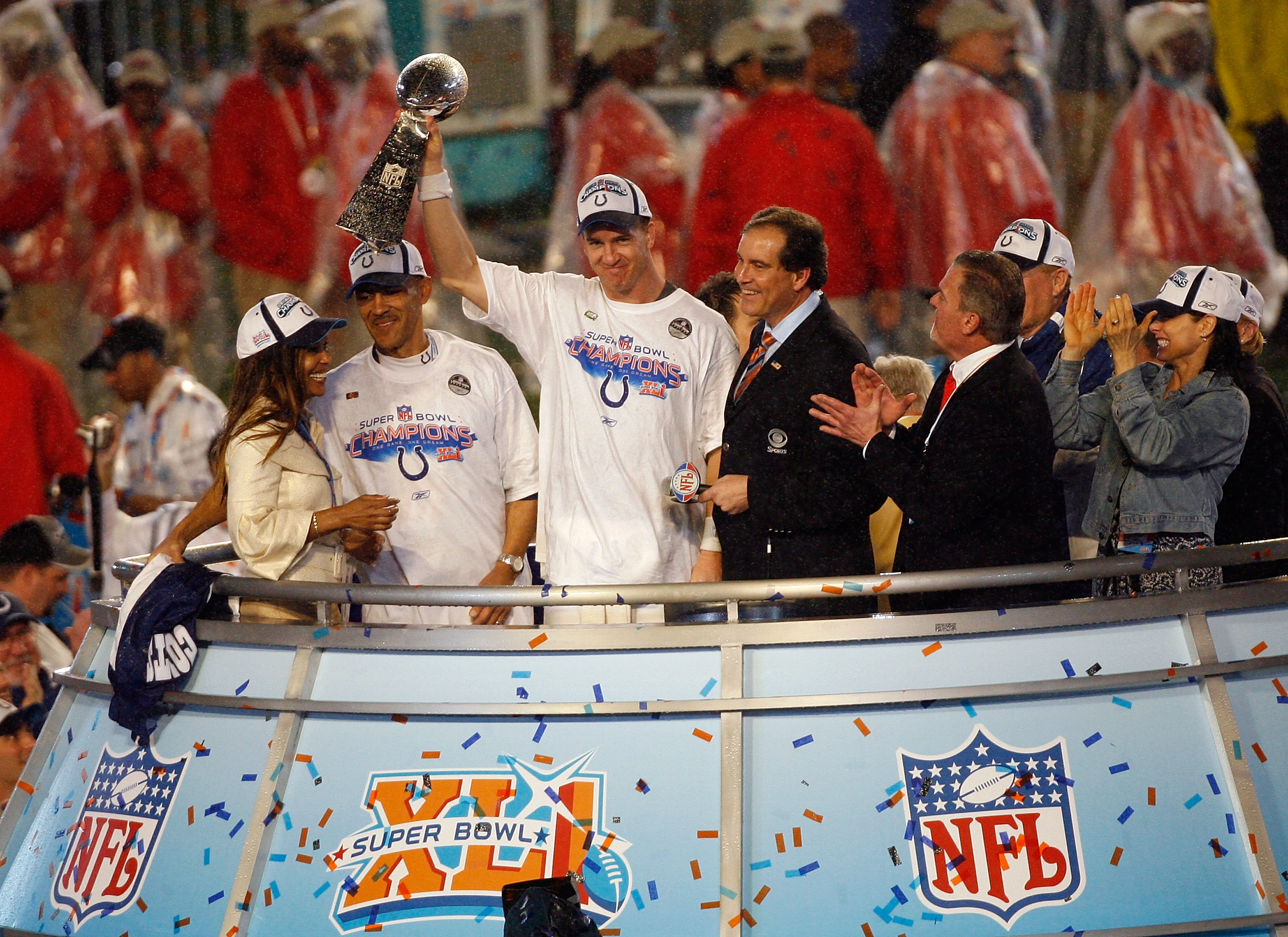 Tom Brady Poses with All 5 Super Bowls Rings at Patriots' Ceremony, News,  Scores, Highlights, Stats, and Rumors