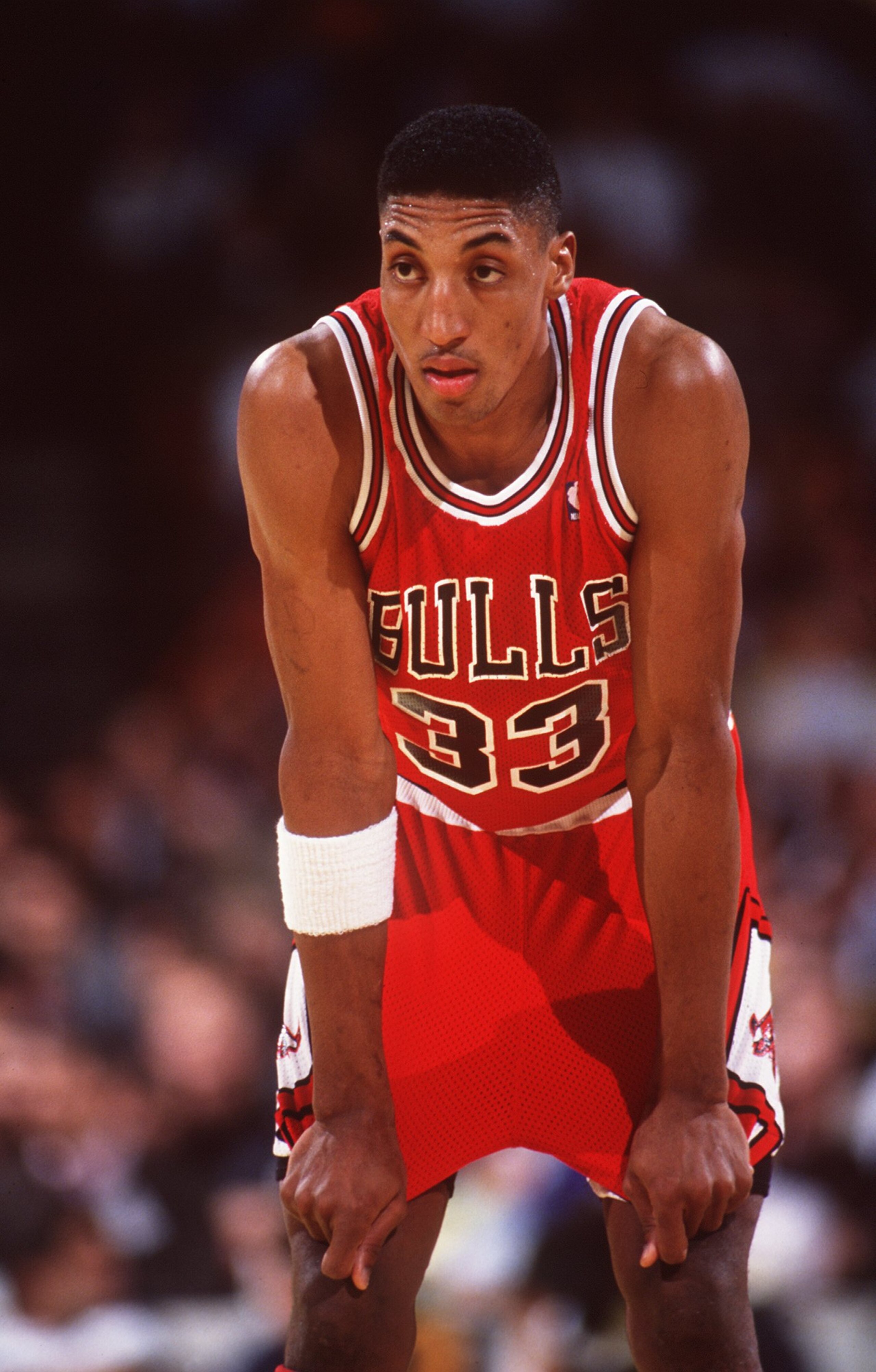 CHICAGO SMALL FORWARD SCOTTIE PIPPEN TAKES A BREAK WHILE AWAITING A FREE THROW DURING THE BULLS REGULAR SEASON GAME VERSUS THE LOS ANGELES LAKERS AT THE GREAT WESTERN FORUM IN INGLEWOOD, CA. CHICAGO SMALL FORWARD SCOTTIE PIPPEN TAKES A BREAK WHILE AWAITING A FREE THROW DURING THE BULLS REGULAR SEASON GAME VERSUS THE LOS ANGELES LAKERS AT THE GREAT WESTERN FORUM IN INGLEWOOD, CA.