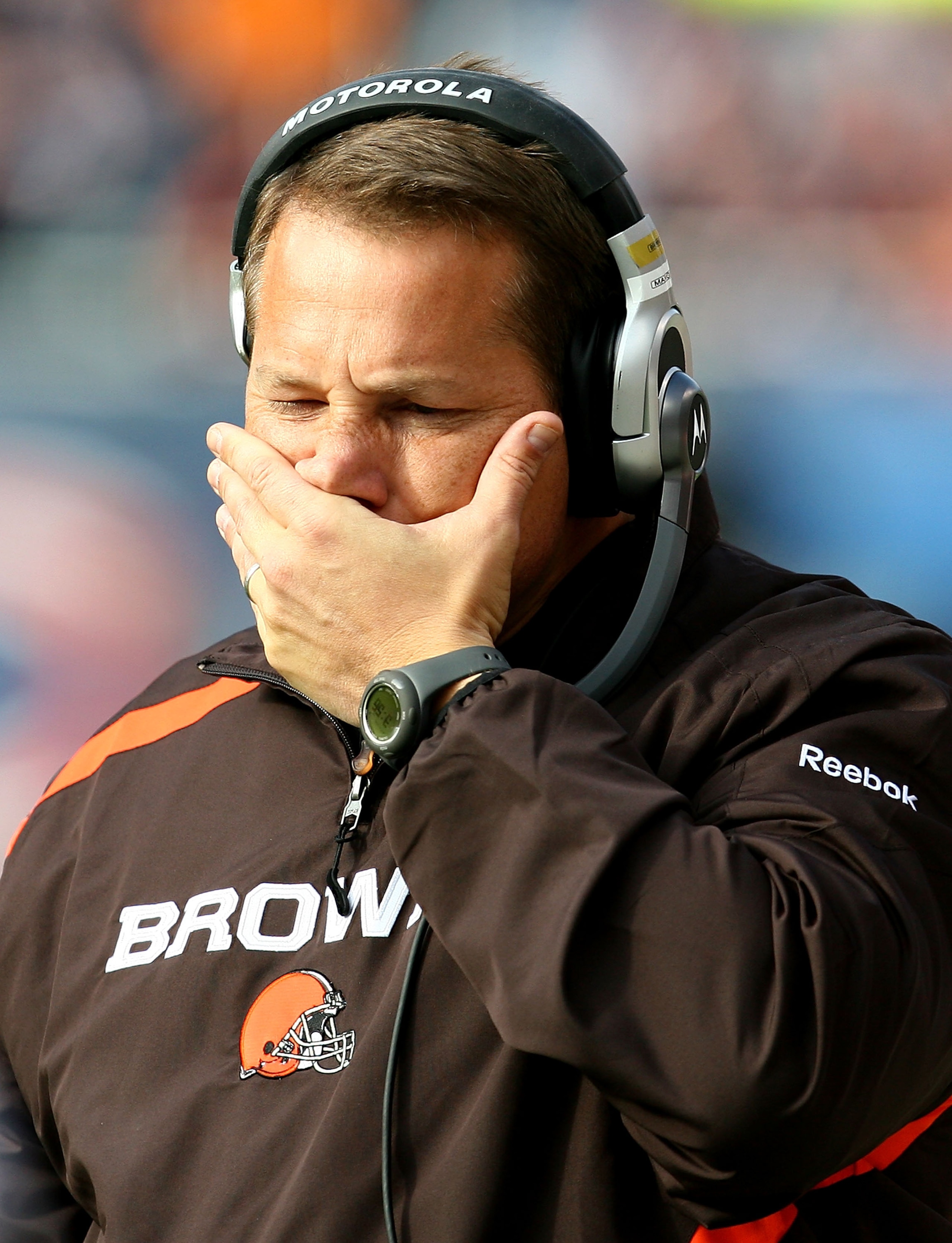 CHICAGO - NOVEMBER 01: Head coach Eric Mangini of the Cleveland Browns reacts as his team takes on the Chicago Bears at Soldier Field on November 1, 2009 in Chicago, Illinois. The Bears defeated the Browns 30-6. (Photo by Jonathan Daniel/Getty Images)