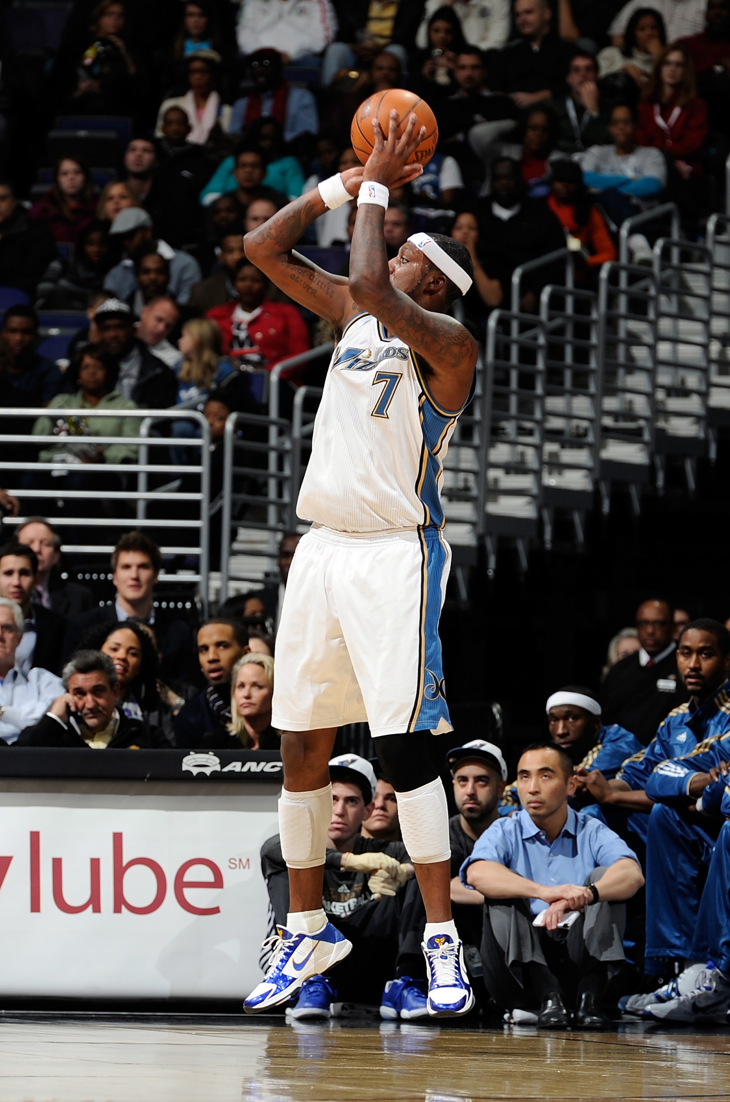 WASHINGTON, DC - DECEMBER 18:  Andray Blatche #7 of the Washington Wizards shoots the ball against the Miami Heat at the Verizon Center on December 18, 2010 in Washington, DC. NOTE TO USER: User expressly acknowledges and agrees that, by downloading and o