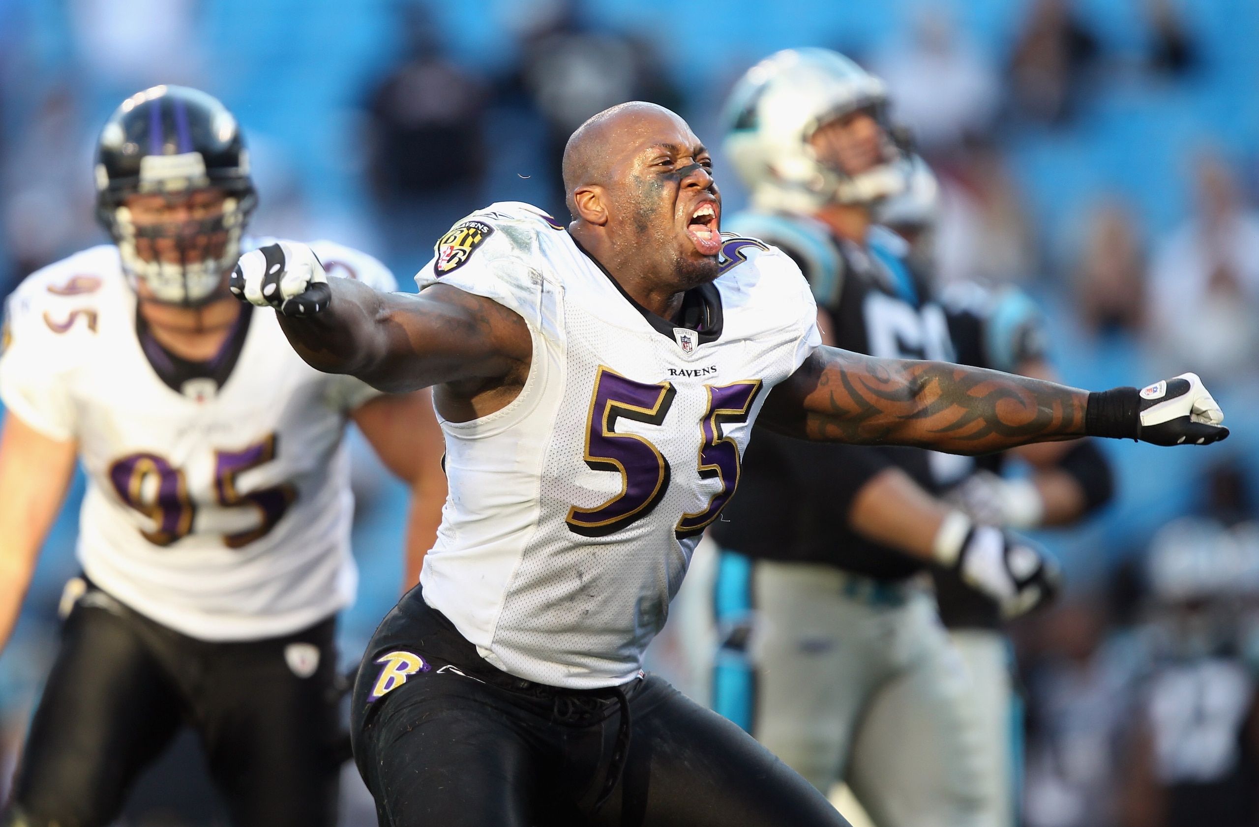 CHARLOTTE, NC - NOVEMBER 21:  Terrell Suggs #55 of the Baltimore Ravens reacts after a defensive play against the Carolina Panthers at Bank of America Stadium on November 21, 2010 in Charlotte, North Carolina.  (Photo by Streeter Lecka/Getty Images)