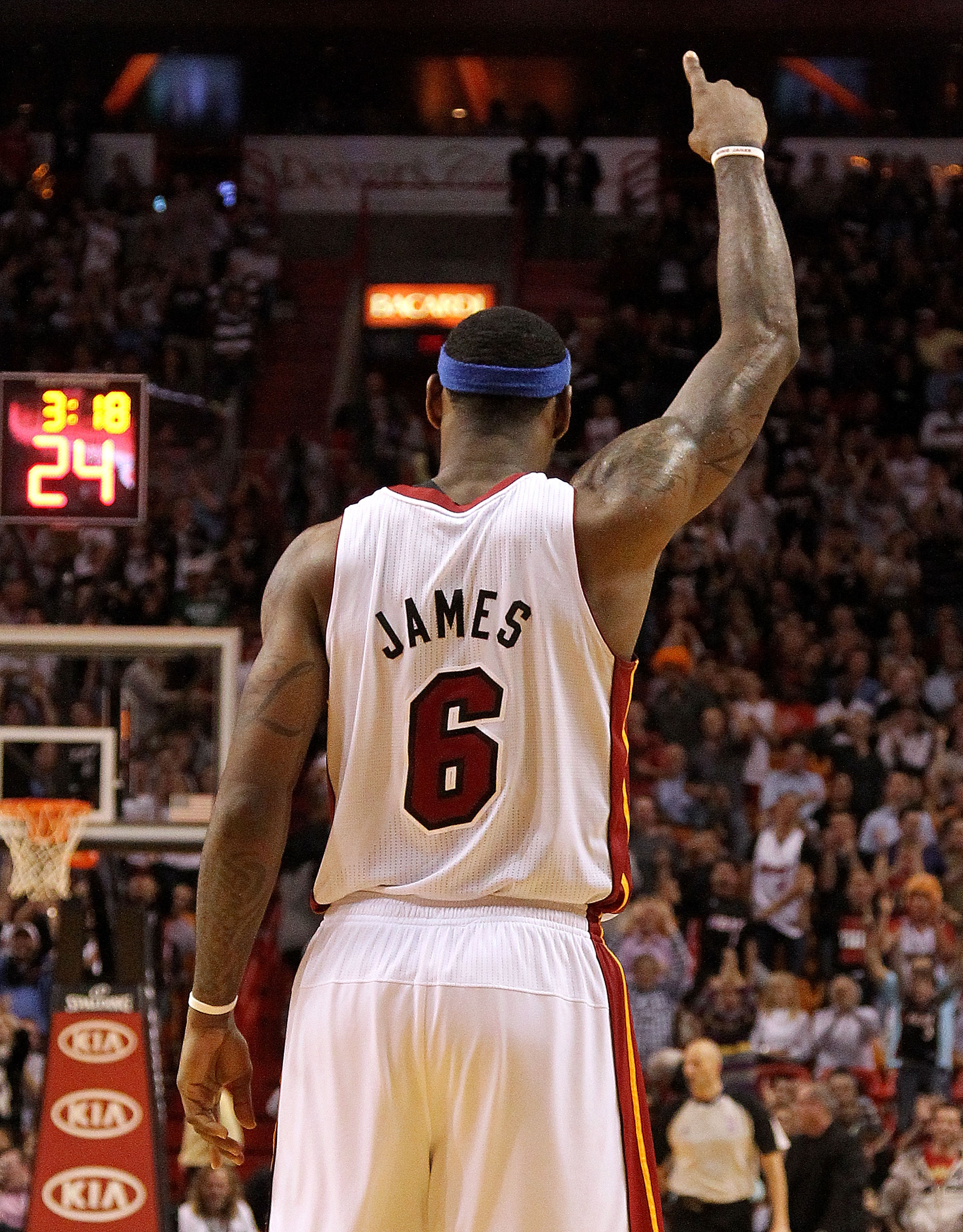 MIAMI, FL - JANUARY 04:  LeBron James #6 of the Miami Heat reacts after a shot during a game against the Milwaukee Bucks at American Airlines Arena on January 4, 2011 in Miami, Florida. NOTE TO USER: User expressly acknowledges and agrees that, by downloa