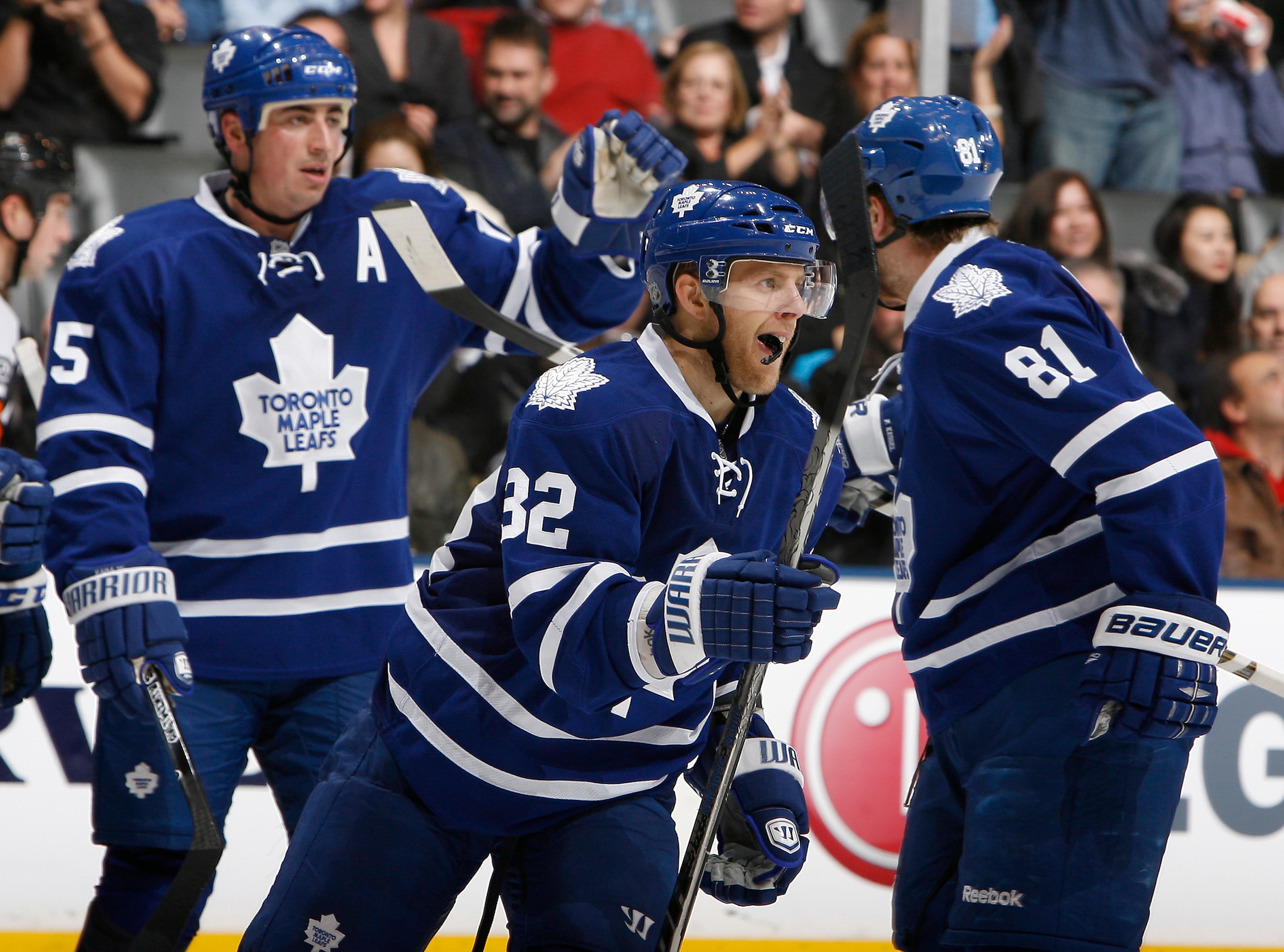 TORONTO - NOVEMBER 16: Kris Versteeg #32 of the Toronto Maple Leafs celebrates his goal against the Nashville Predators during game action at the Air Canada Centre November 16, 2010 in Toronto, Ontario, Canada. (Photo by Abelimages/Getty Images) TORONTO - NOVEMBER 16: Kris Versteeg #32 of the Toronto Maple Leafs celebrates his goal against the Nashville Predators during game action at the Air Canada Centre November 16, 2010 in Toronto, Ontario, Canada. (Photo by Abelimages/Getty Images)