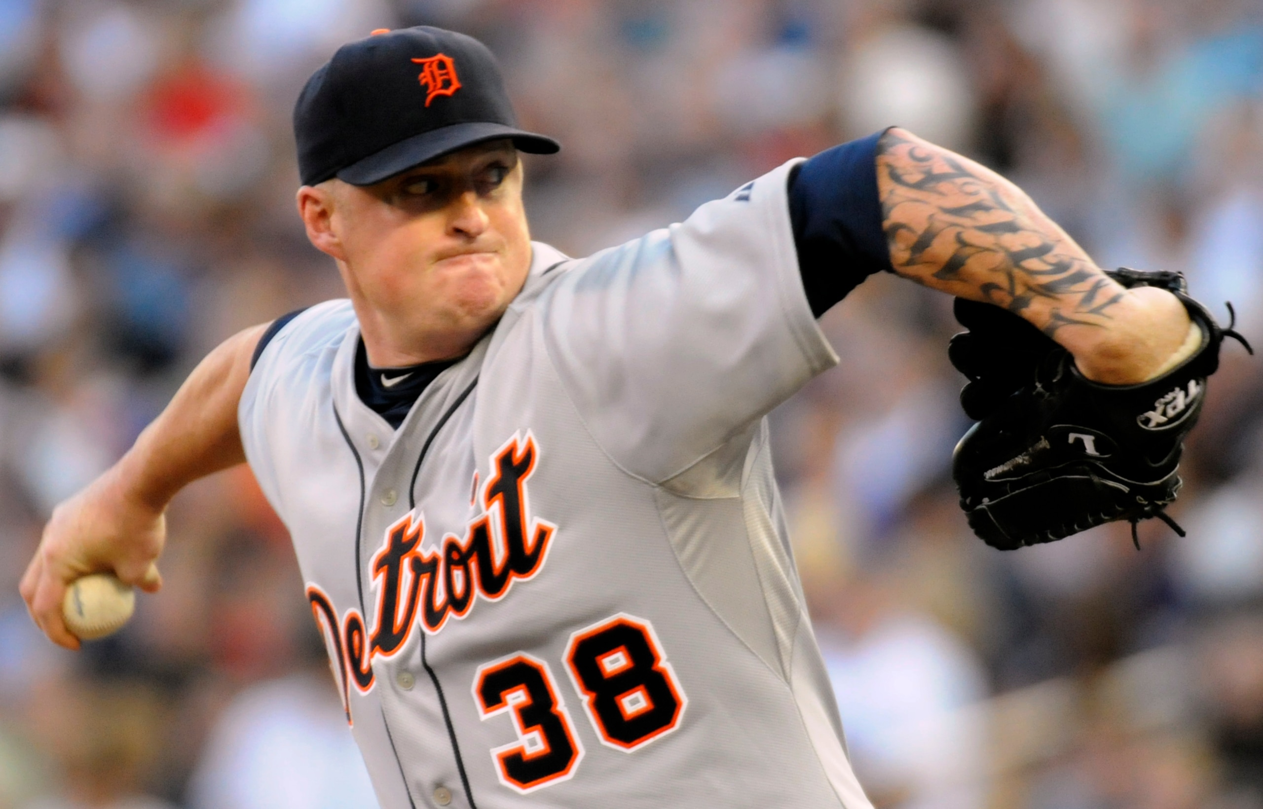 MINNEAPOLIS, MN - JUNE 28:  Jeremy Bonderman #38 of the Detroit Tigers pitches in the second inning against the Minnesota Twins during their game on June 28, 2010 at Target Field in Minneapolis, Minnesota. (Photo by Hannah Foslien /Getty Images)