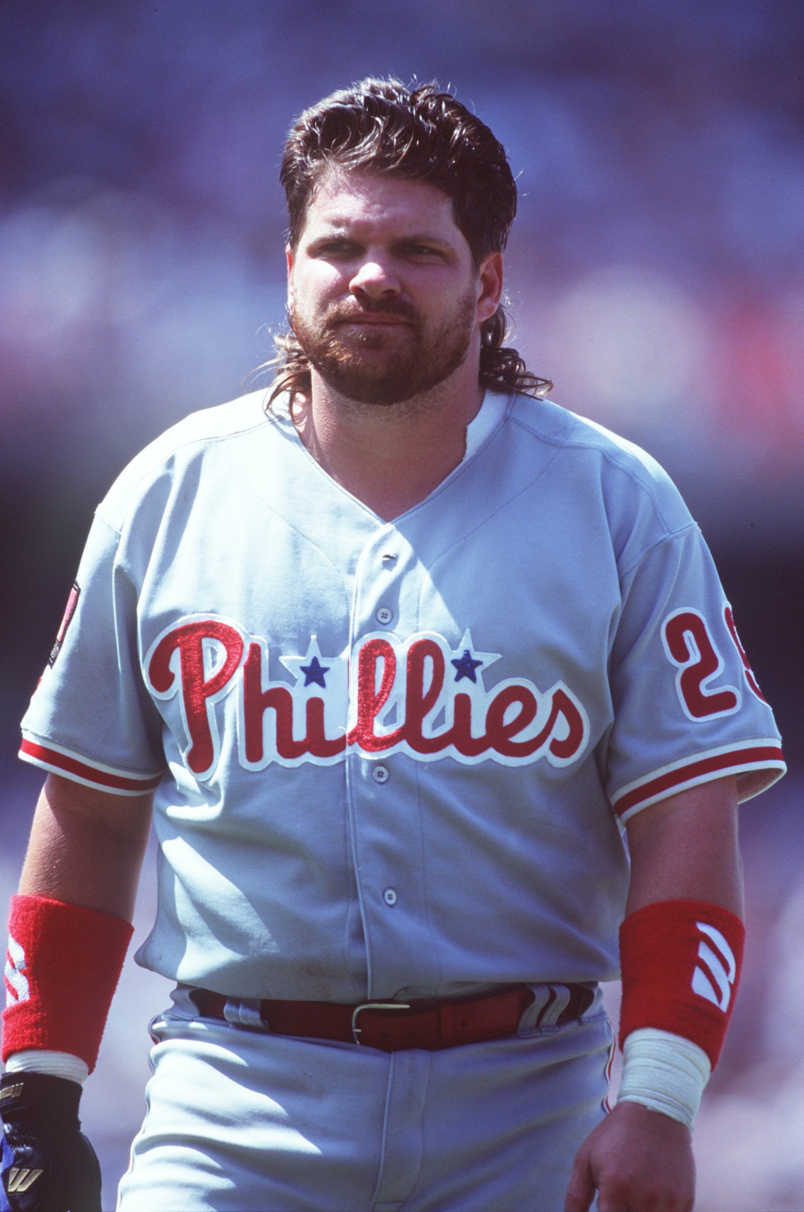 3 JUL 1994:  JOHN KRUK OF THE PHILADELPHIA PHILLIES DURING THE VISIT TO THE LOS ANGELES DODGERS AT DODGER STADIUM. Mandatory Credit: AL BELLO/ALLSPORT
