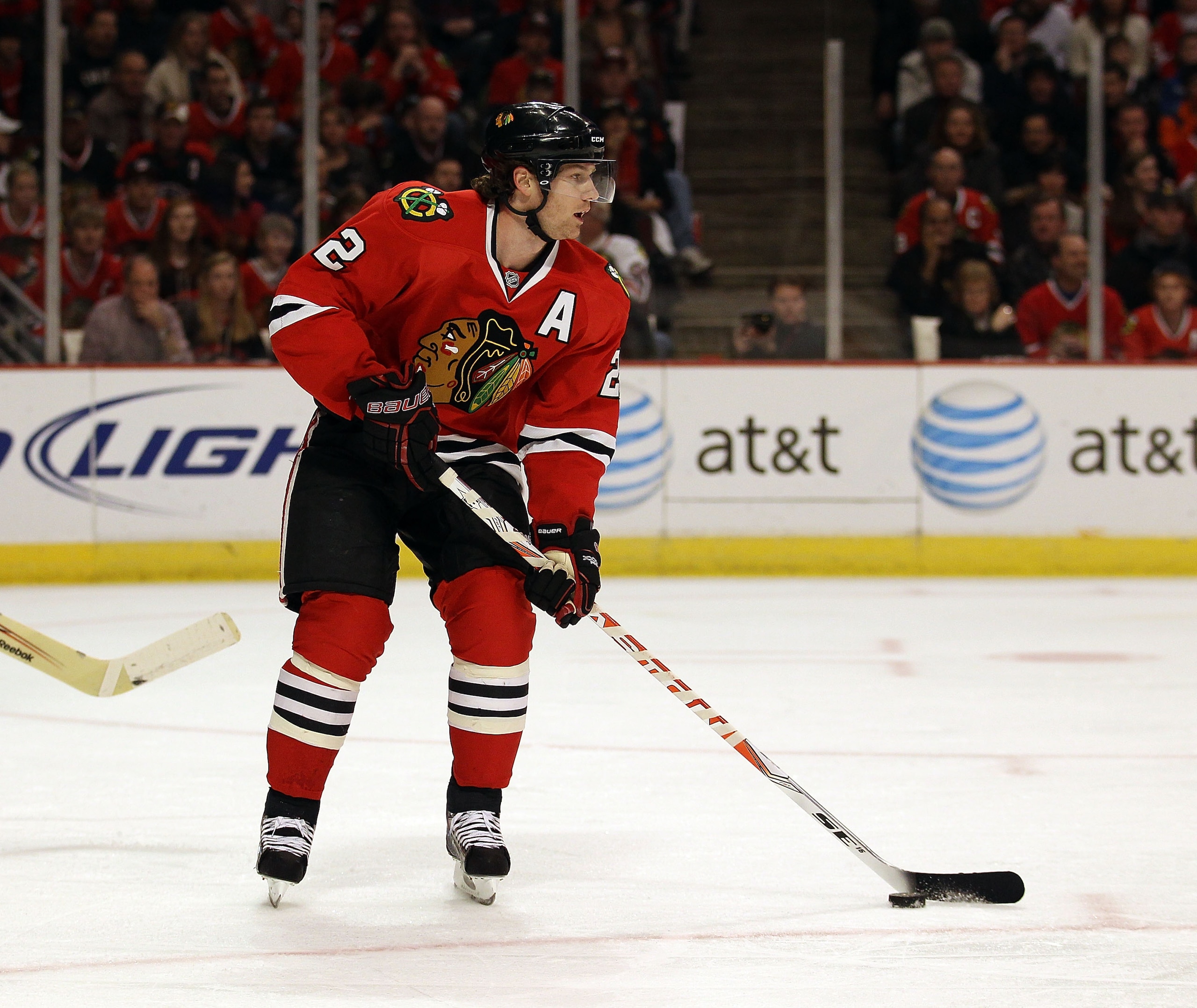 CHICAGO, IL - DECEMBER 30: Duncan Keith #2 of the Chicago Blackhawks looks to pass against the San Jose Sharks at the United Center on December 30, 2010 in Chicago, Illinois. The Sharks defeated the Blackhawks 5-3. (Photo by Jonathan Daniel/Getty Images)