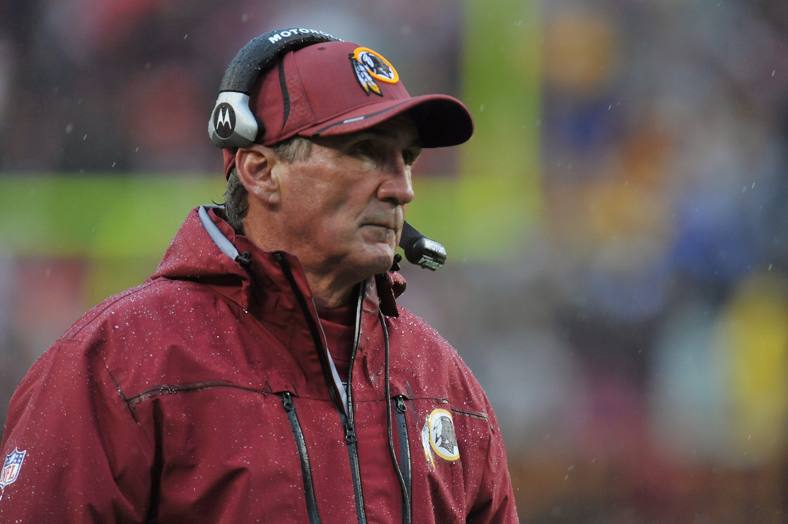 LANDOVER, MD - DECEMBER 12: Head coach Mike Shanahan of the Washington Redskins coaches against the Tampa Bay Buccaneers at FedExField on December 12, 2010 in Landover, Maryland. The Buccaneers defeated the Redskins 17-16. (Photo by Larry French/Getty Im LANDOVER, MD - DECEMBER 12: Head coach Mike Shanahan of the Washington Redskins coaches against the Tampa Bay Buccaneers at FedExField on December 12, 2010 in Landover, Maryland. The Buccaneers defeated the Redskins 17-16. (Photo by Larry French/Getty Im