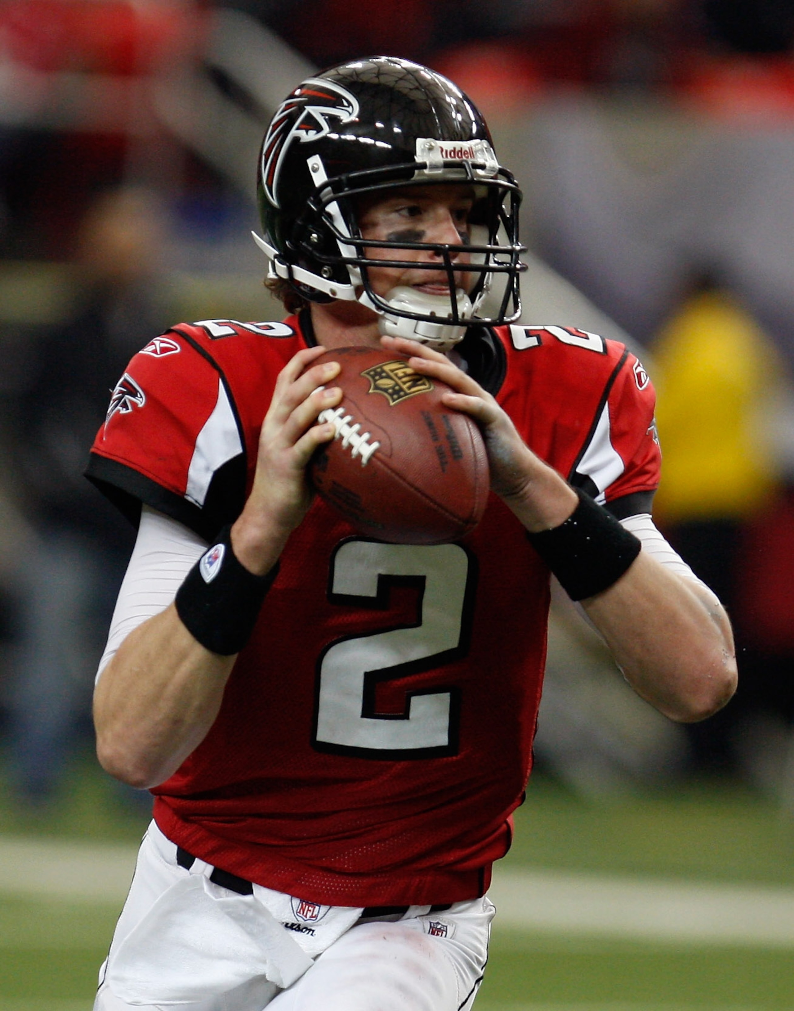 ATLANTA, GA - JANUARY 02:  Matt Ryan #2 of the Atlanta Falcons looks upfield to pass during the second half of the game against the New Orleans Saints at the Georgia Dome on December 27, 2010 in Atlanta, Georgia.  (Photo by Scott Halleran/Getty Images)