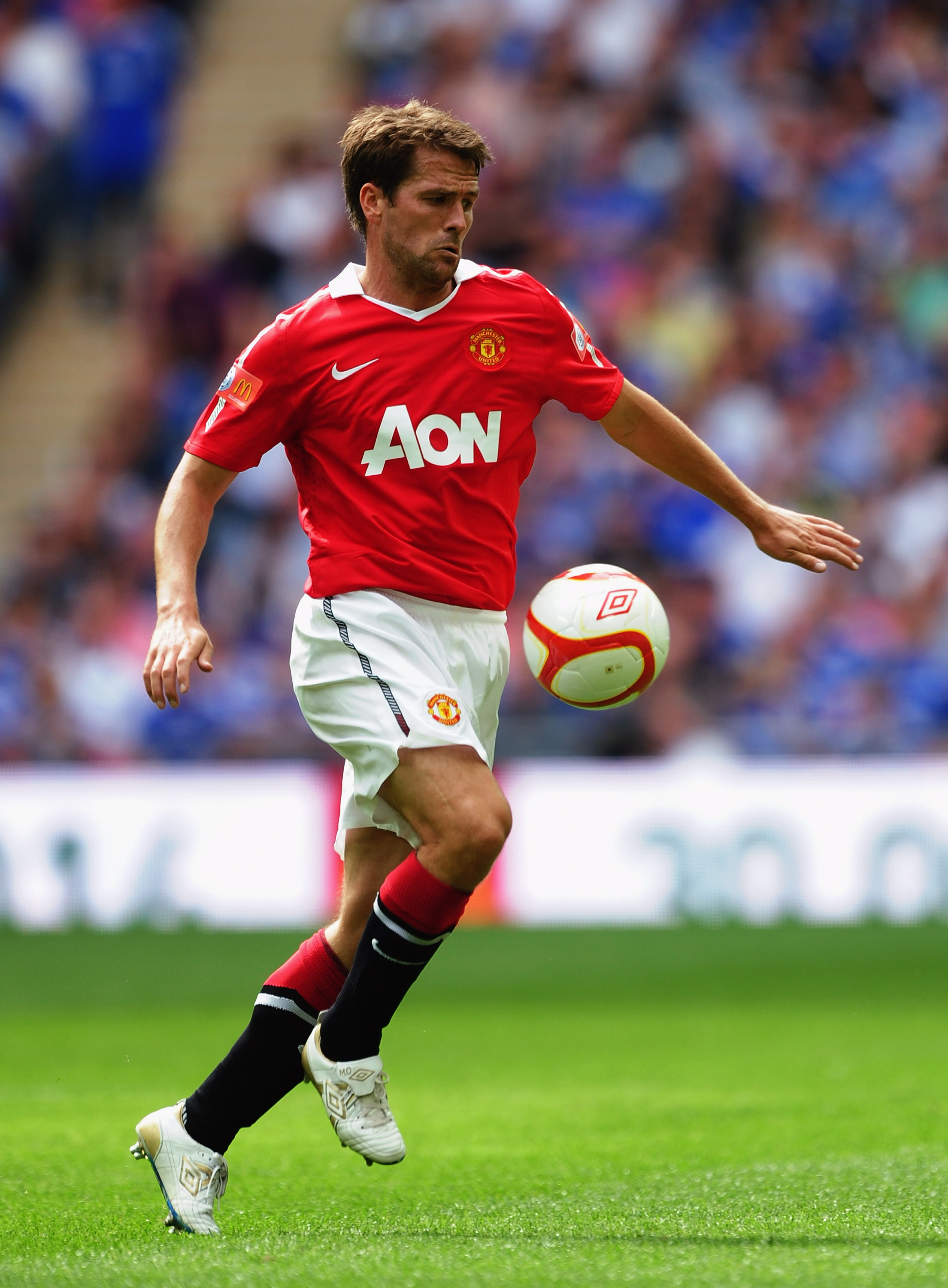 LONDON, ENGLAND - AUGUST 08:  Michael Owen of Manchester United in action during the FA Community Shield match between Chelsea and Manchester United at Wembley Stadium on August 8, 2010 in London, England.  (Photo by Laurence Griffiths/Getty Images)