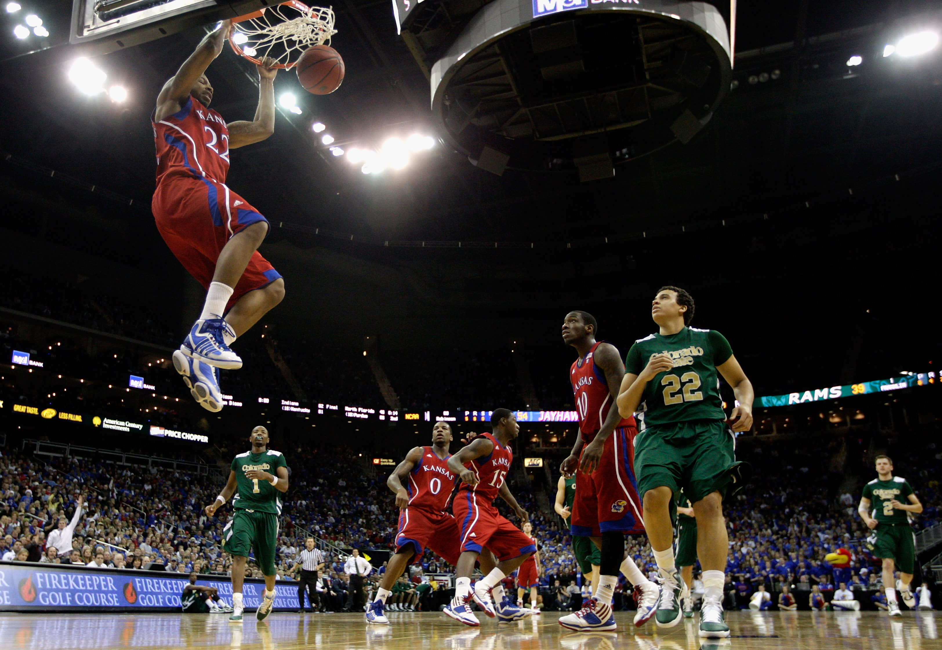 KANSAS CITY, MO - DECEMBER 11:  Marcus Morris #22 of the Kansas Jayhawks dunks on a fast break during the game against the Colorado State Rams on December 11, 2010 at the Sprint Center in Kansas City, Missouri.  (Photo by Jamie Squire/Getty Images)