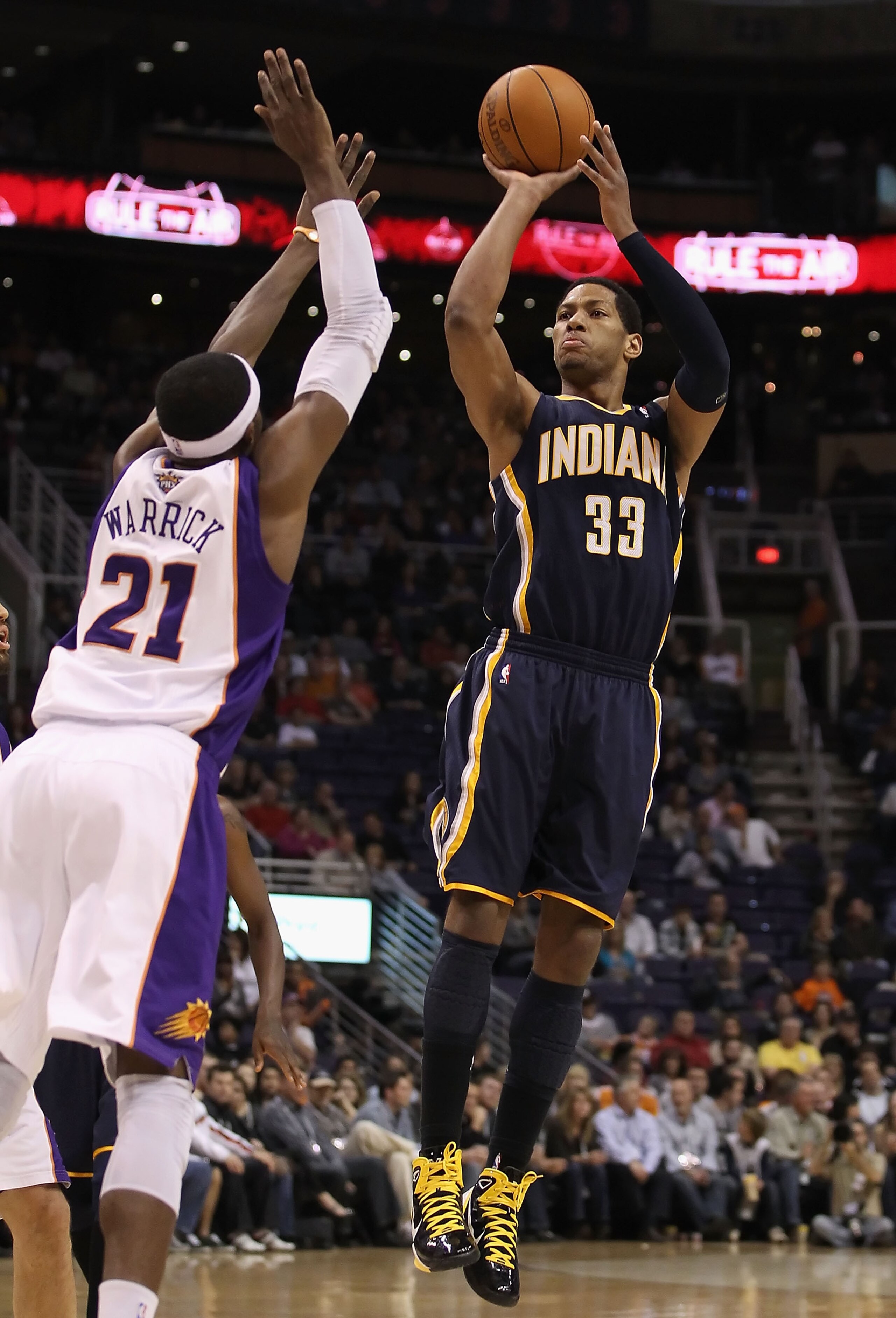 PHOENIX - DECEMBER 03: Danny Granger #33 of the Indiana Pacers puts up a shot over Hakim Warrick #21 of the Phoenix Suns during the NBA game at US Airways Center on December 3, 2010 in Phoenix, Arizona. The Suns defeated the Pacers 107-97. NOTE TO USER PHOENIX - DECEMBER 03: Danny Granger #33 of the Indiana Pacers puts up a shot over Hakim Warrick #21 of the Phoenix Suns during the NBA game at US Airways Center on December 3, 2010 in Phoenix, Arizona. The Suns defeated the Pacers 107-97. NOTE TO USER