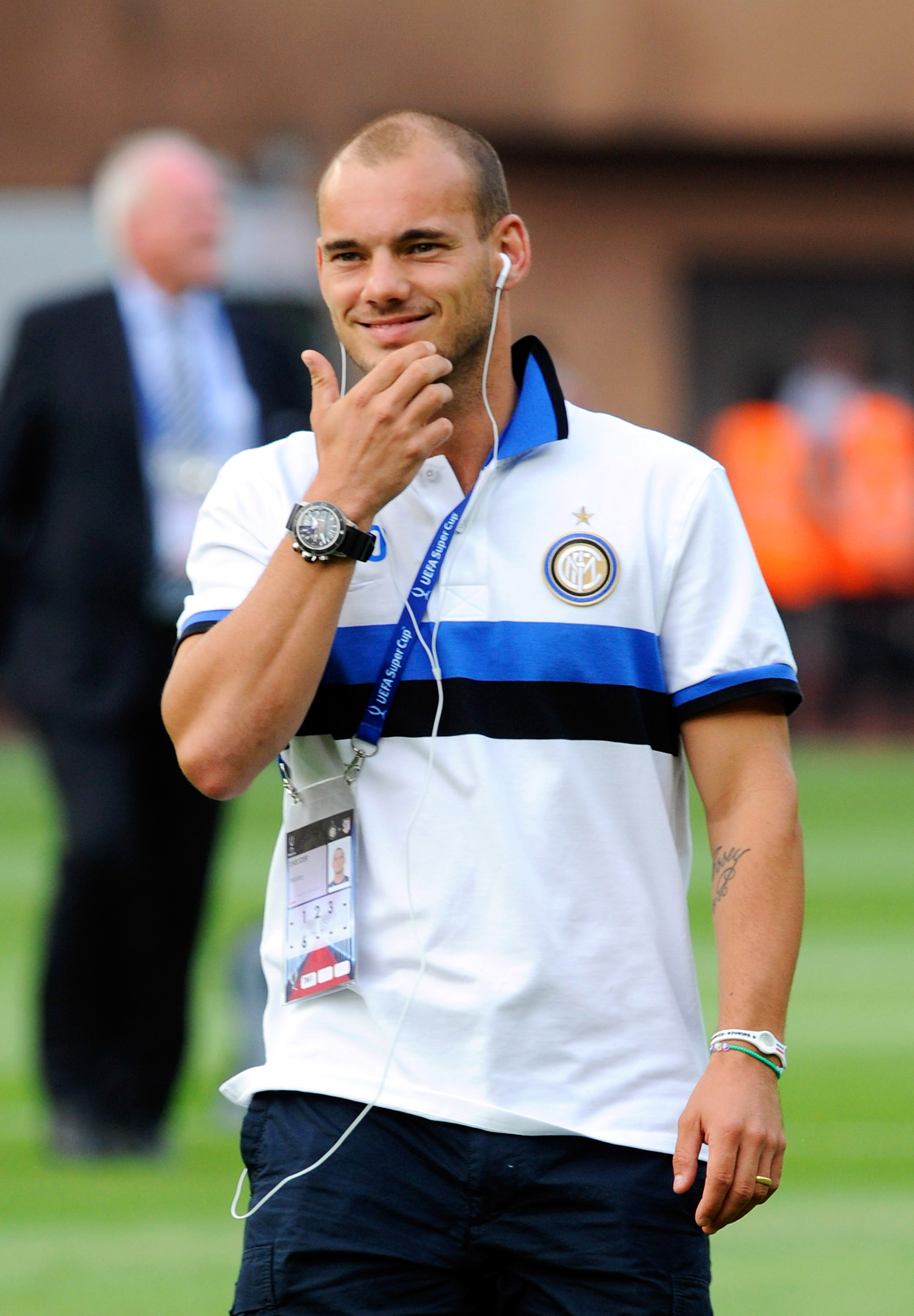 MONACO - AUGUST 27:  Wesley Snejider of Inter Milan smiles before the UEFA Super Cup match between Inter Milan and Atletico Madrid at Louis II Stadium on August 27, 2010 in Monaco, Monaco.  (Photo by Claudio Villa/Getty Images)