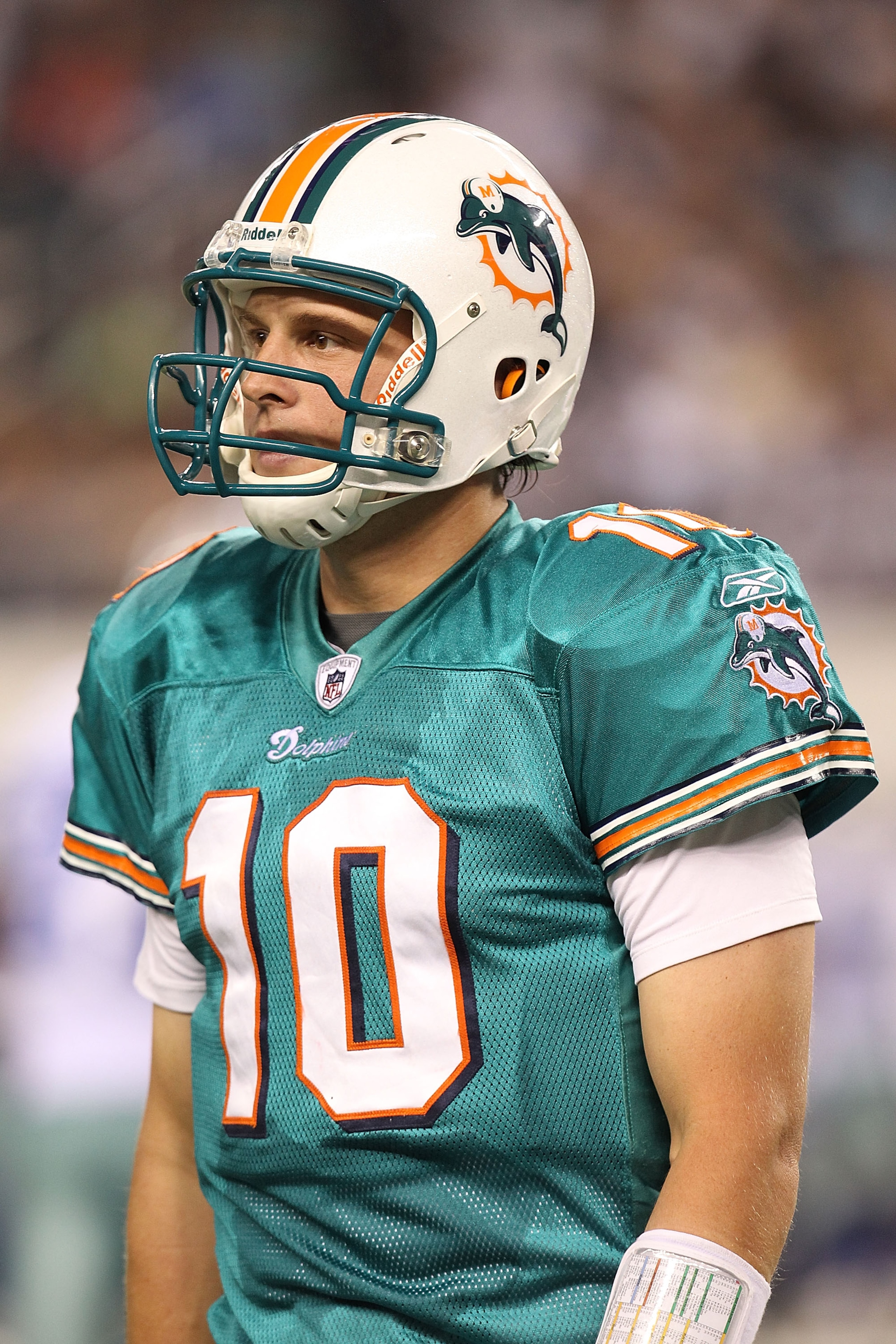 ARLINGTON, TX - SEPTEMBER 02:  Quarterback Chad  Pennington #10 of the Miami Dolphins walks off the field against the Dallas Cowboys during a preseason game at Cowboys Stadium on September 2, 2010 in Arlington, Texas.  (Photo by Ronald Martinez/Getty Imag