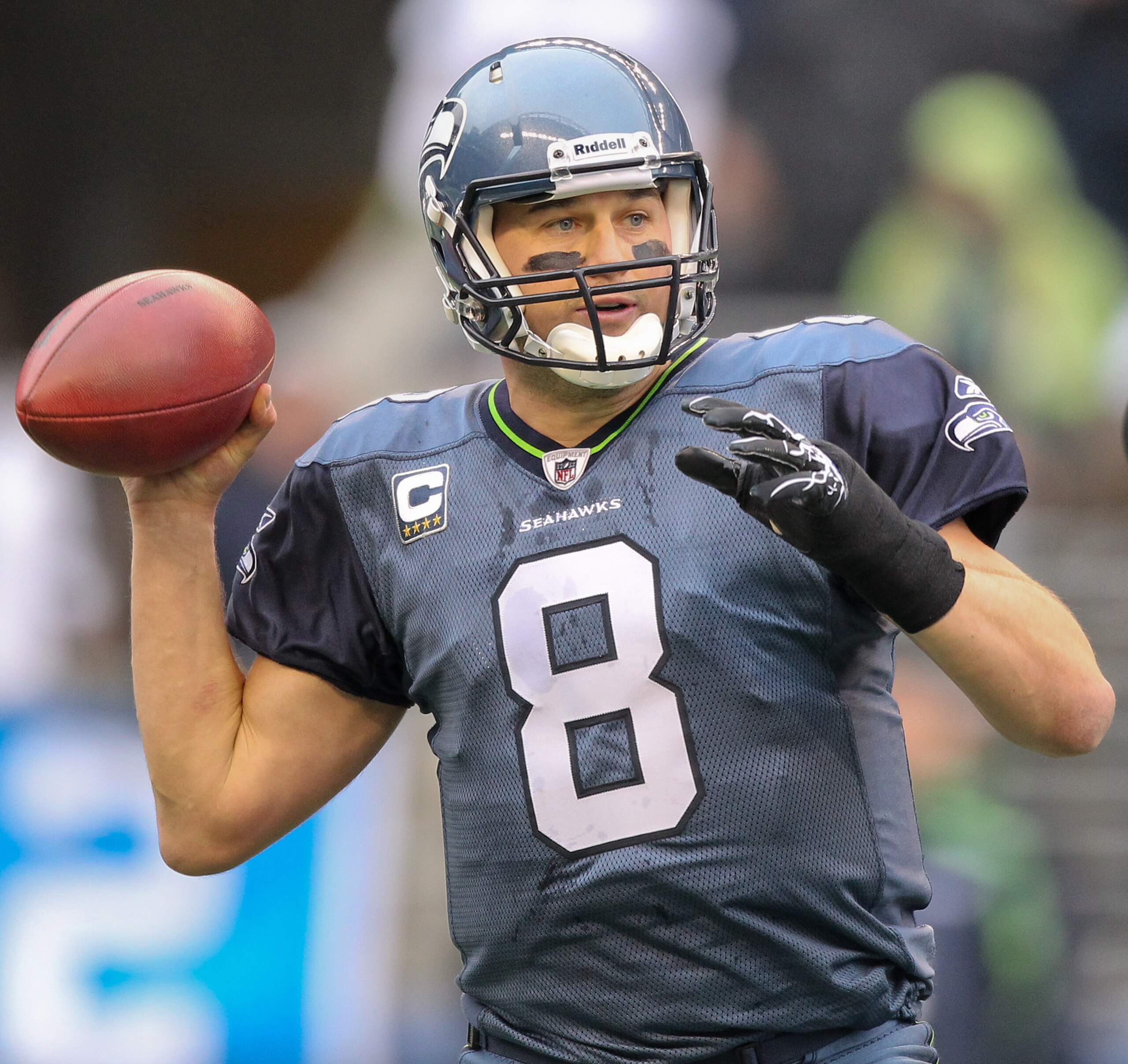SEATTLE - DECEMBER 05:  Quarterback Matt Hasselbeck #8 of the Seattle Seahawks passes against the Carolina Panthers at Qwest Field on December 5, 2010 in Seattle, Washington. The Seahawks won, 31-14. (Photo by Otto Greule Jr/Getty Images)