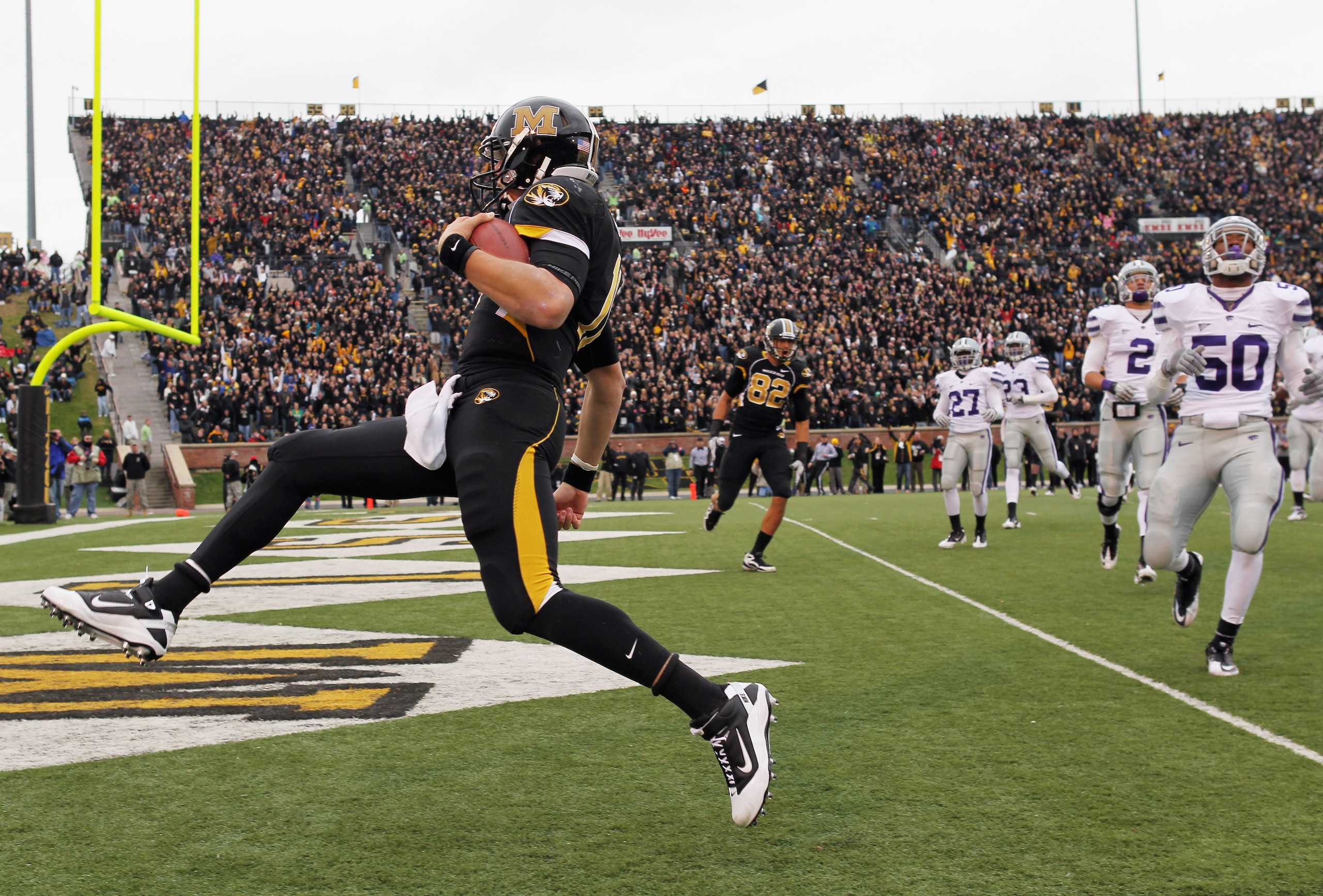 COLUMBIA, MO - NOVEMBER 13: Quarterback Blaine Gabbert #11 of the Missouri Tigers carries the ball into the endzone for a touchdown during the game against the Kansas State Wildcats on November 13, 2010 at Faurot Field/Memorial Stadium in Columbia, Misso COLUMBIA, MO - NOVEMBER 13: Quarterback Blaine Gabbert #11 of the Missouri Tigers carries the ball into the endzone for a touchdown during the game against the Kansas State Wildcats on November 13, 2010 at Faurot Field/Memorial Stadium in Columbia, Misso
